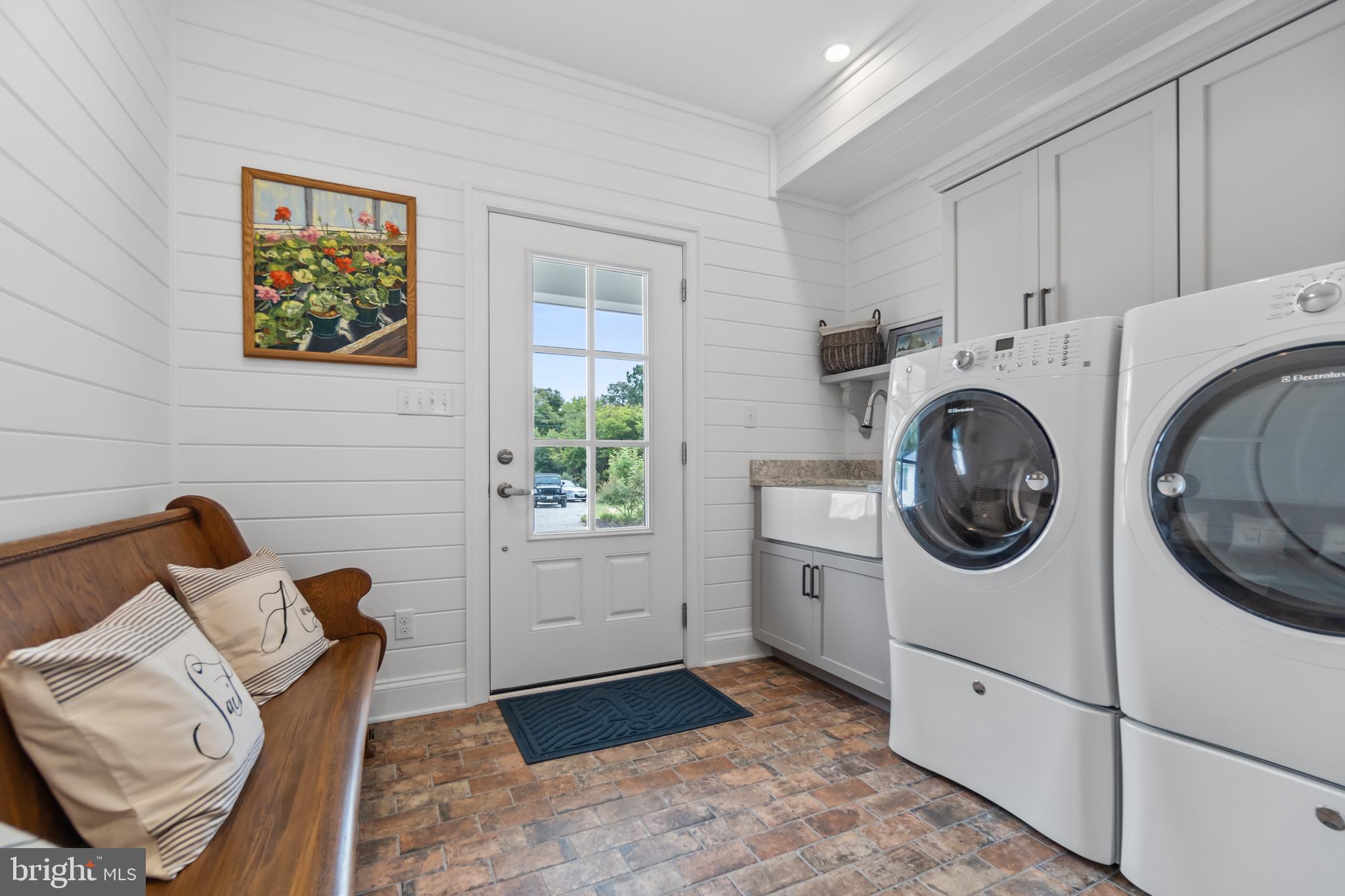 FISHING CREEK/HOOPERS ISLAND - Residential