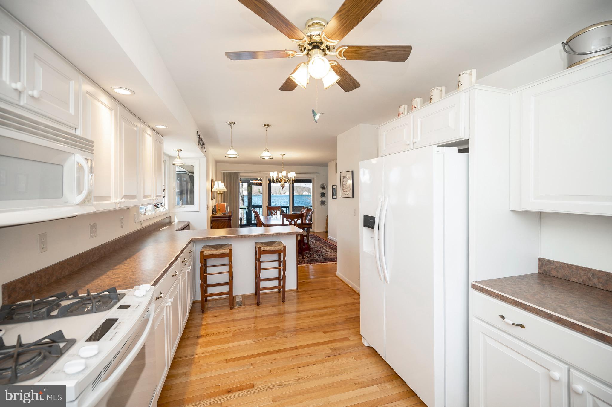 LAKE OF THE WOODS - Residential