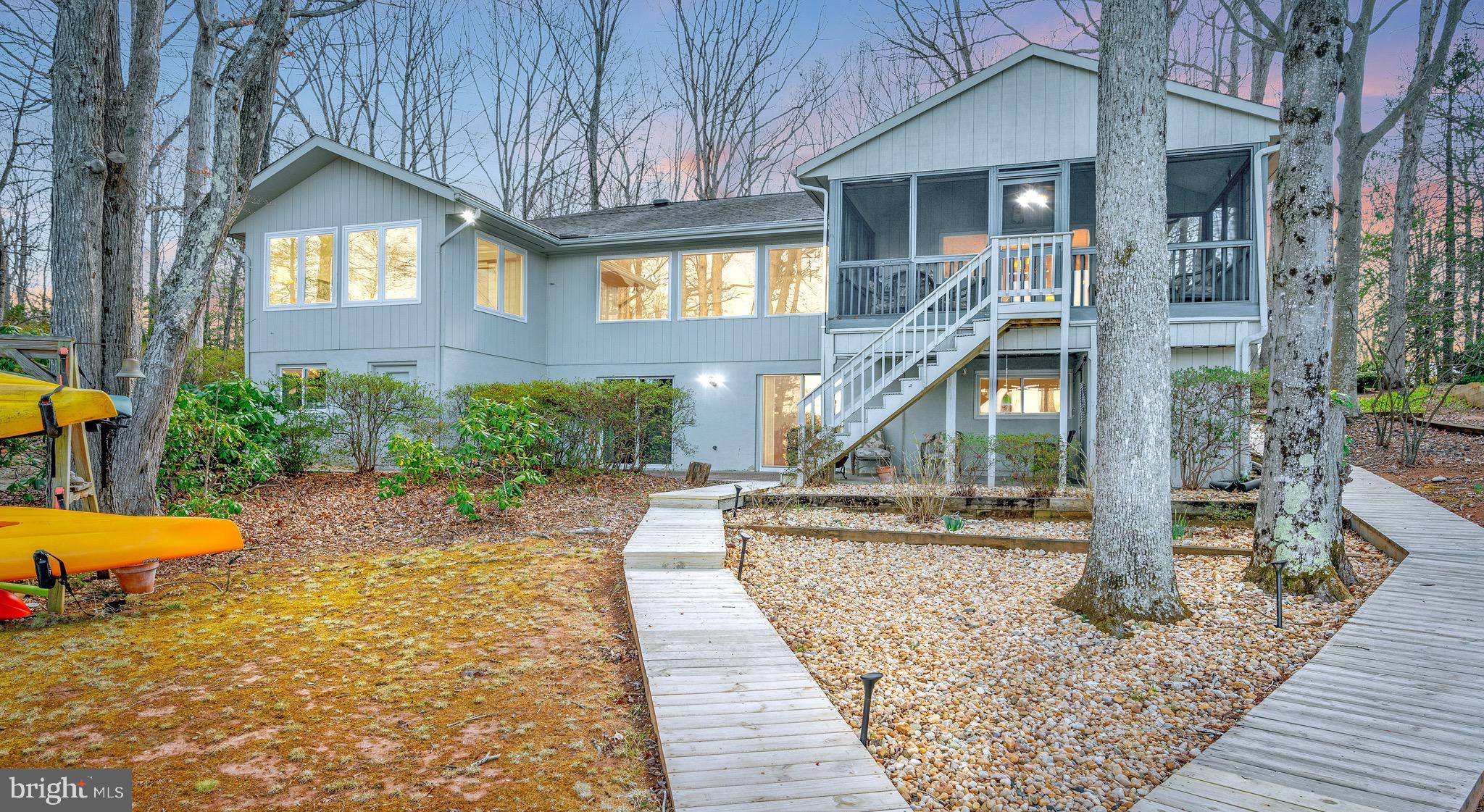 LAKE OF THE WOODS - Residential