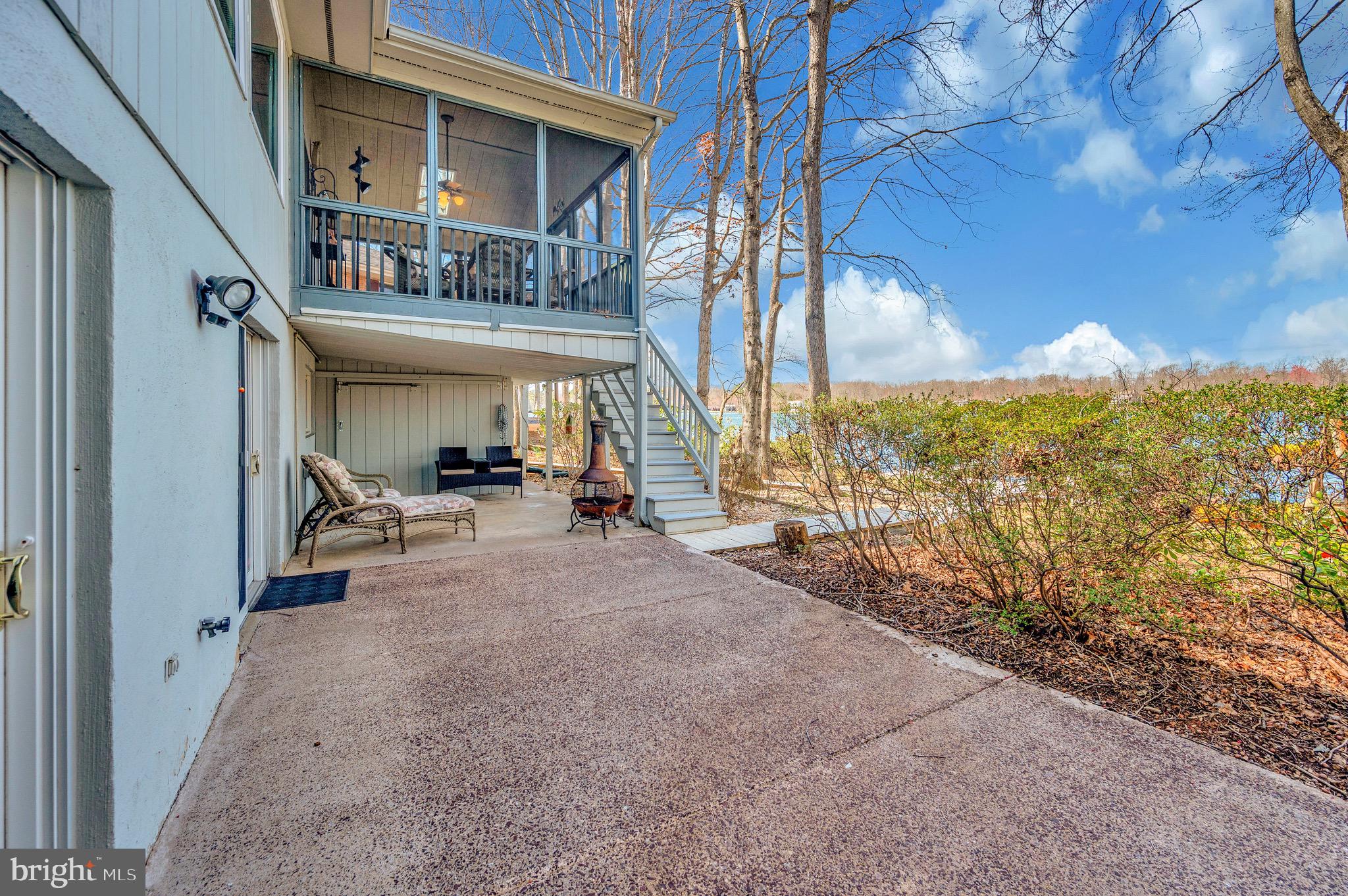 LAKE OF THE WOODS - Residential