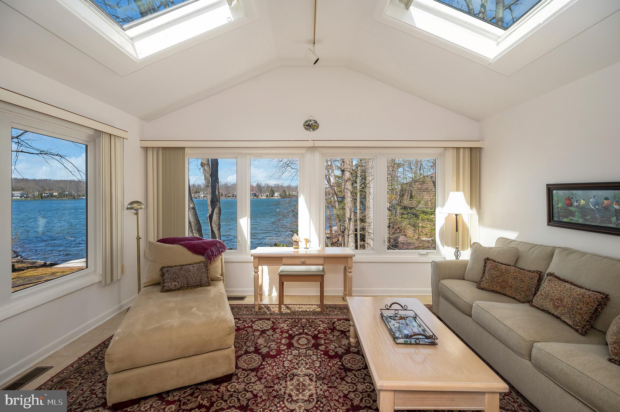 LAKE OF THE WOODS - Residential