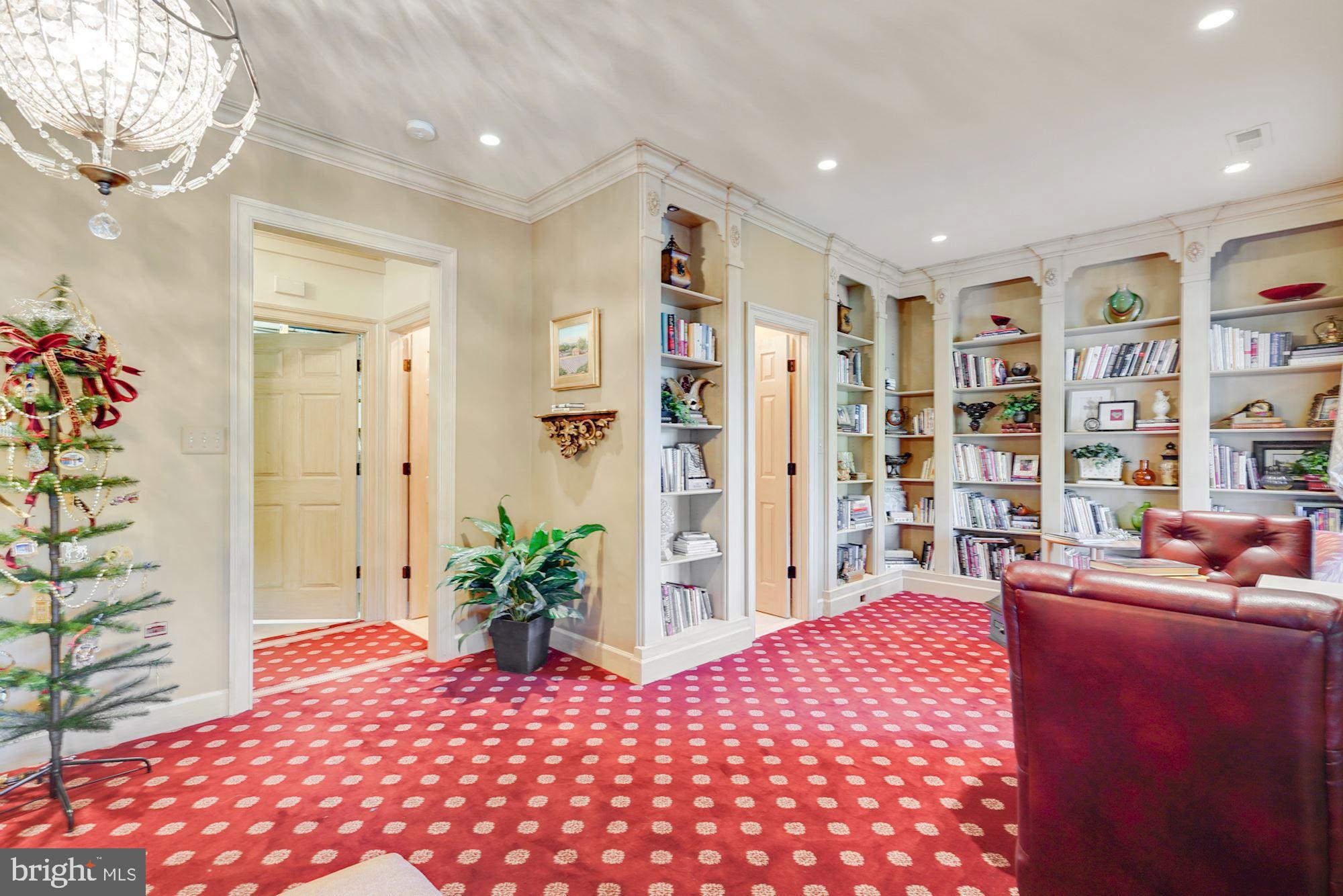 BARCLAY RIDGE - Residential