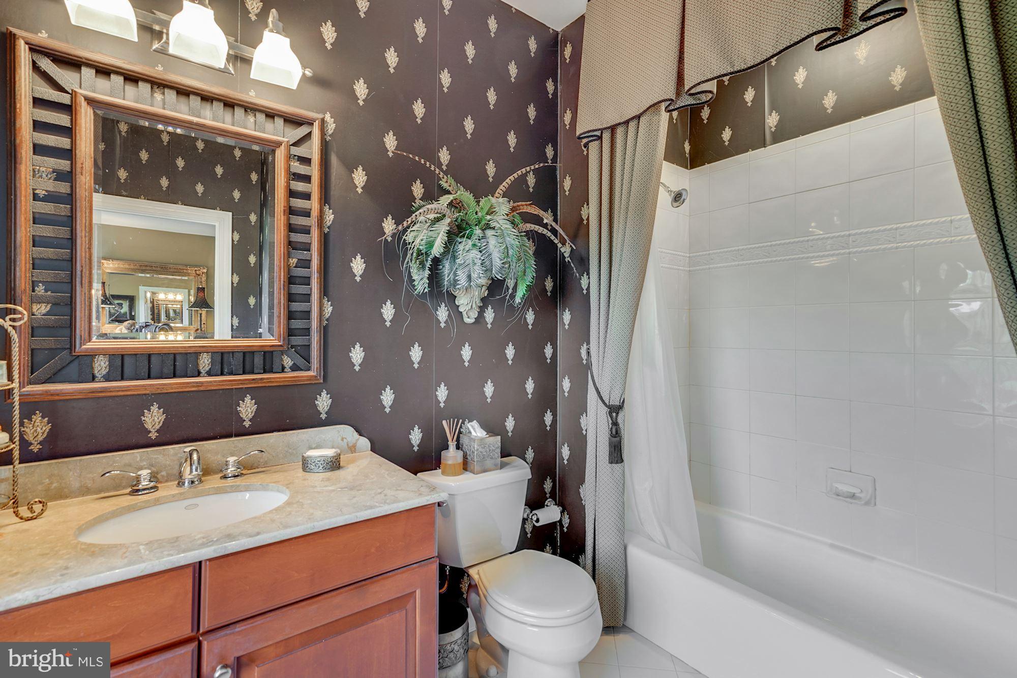 BARCLAY RIDGE - Residential