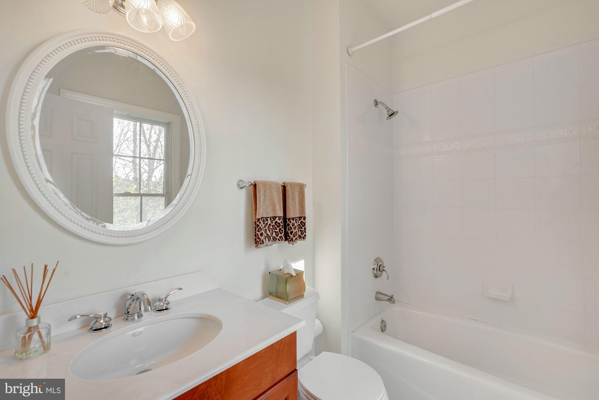 BARCLAY RIDGE - Residential