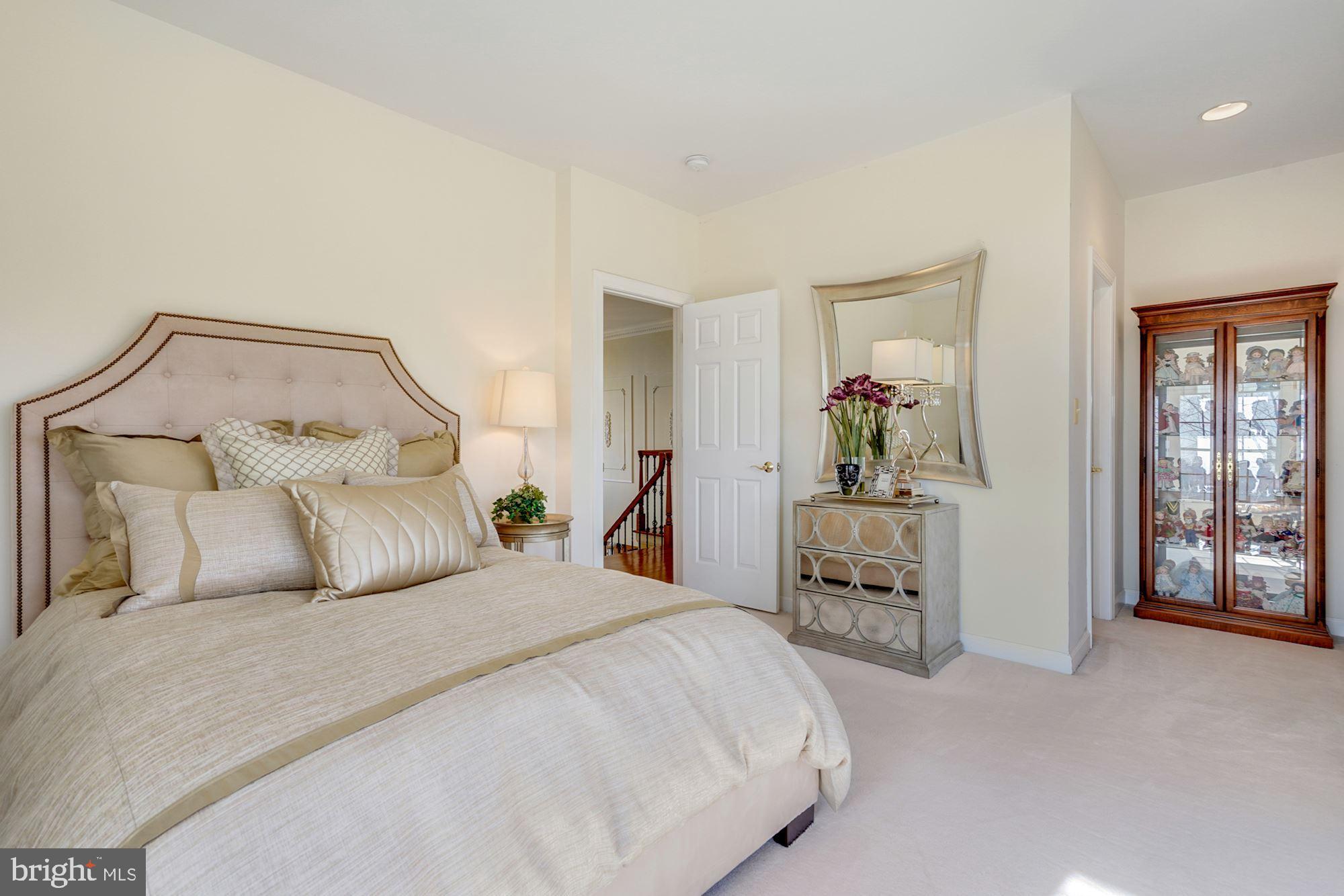 BARCLAY RIDGE - Residential