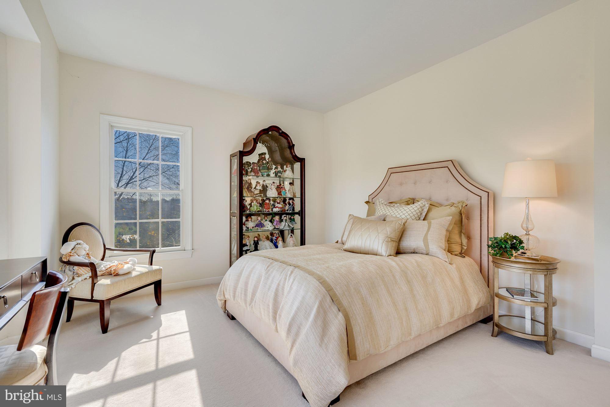 BARCLAY RIDGE - Residential