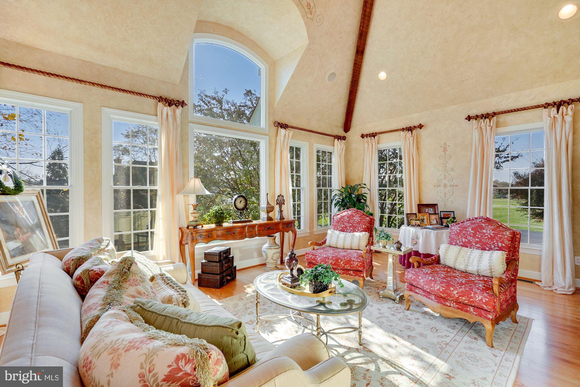 BARCLAY RIDGE - Residential