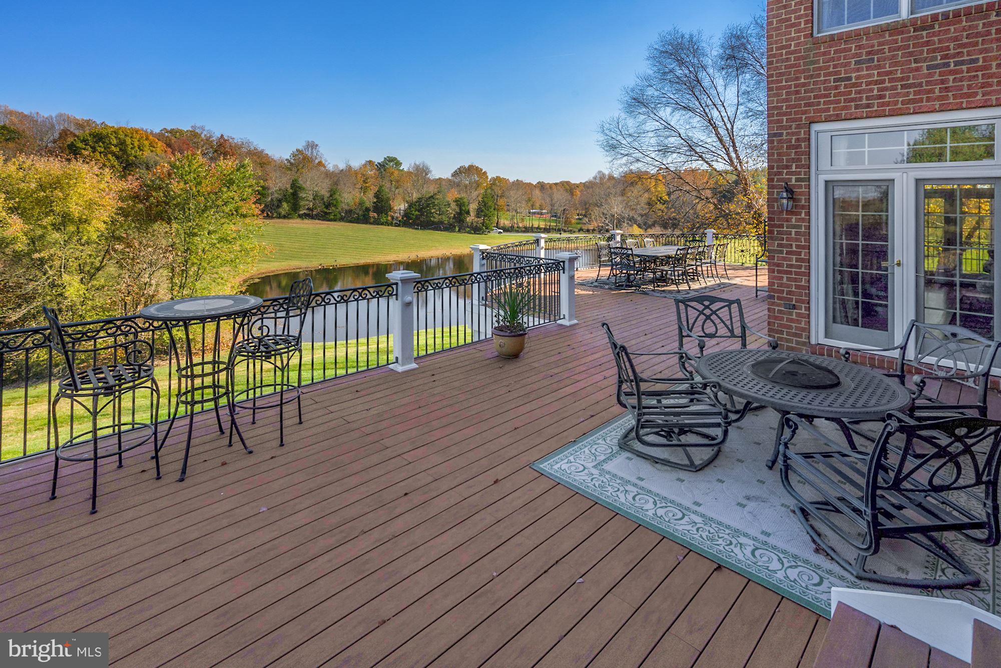 BARCLAY RIDGE - Residential