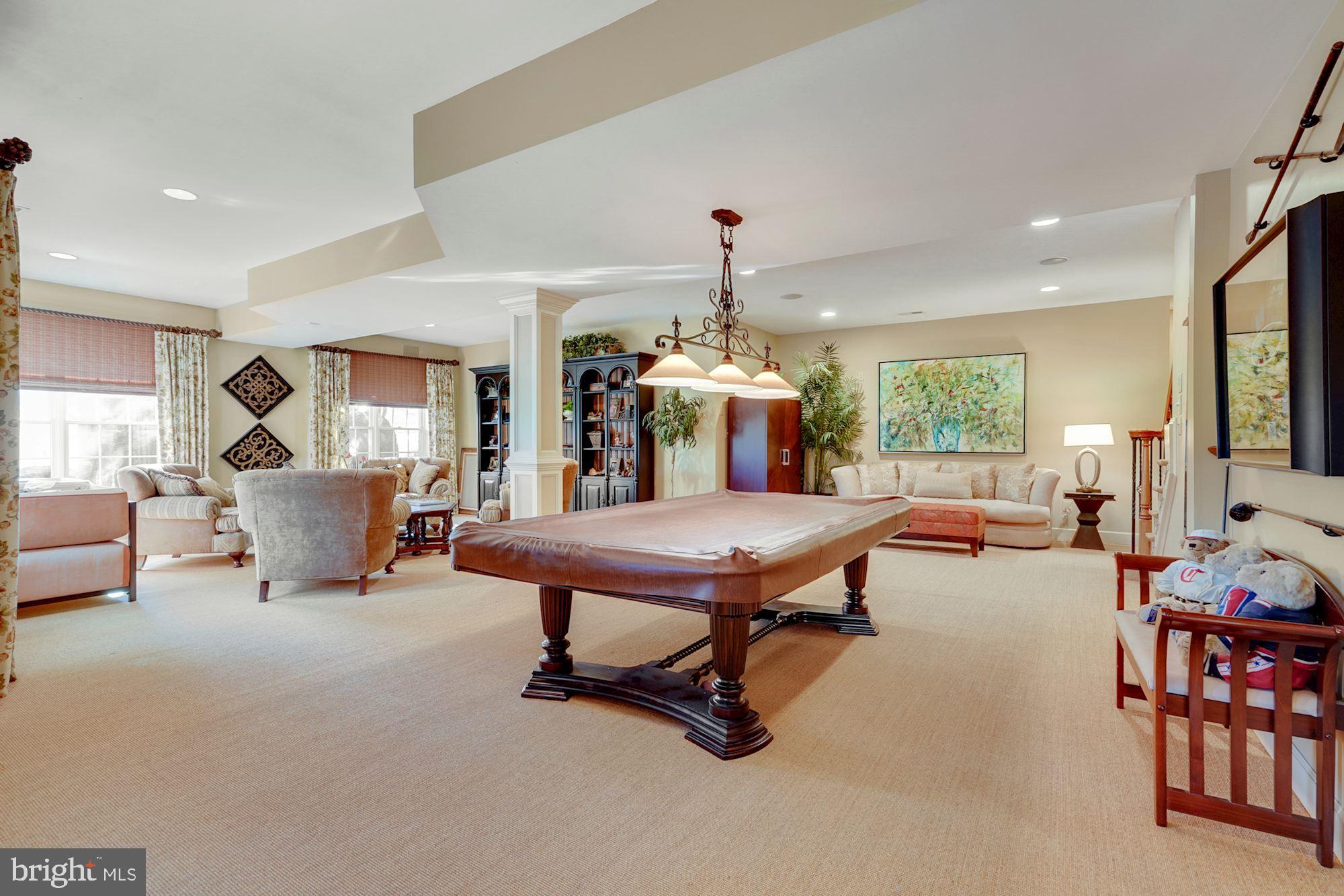 BARCLAY RIDGE - Residential