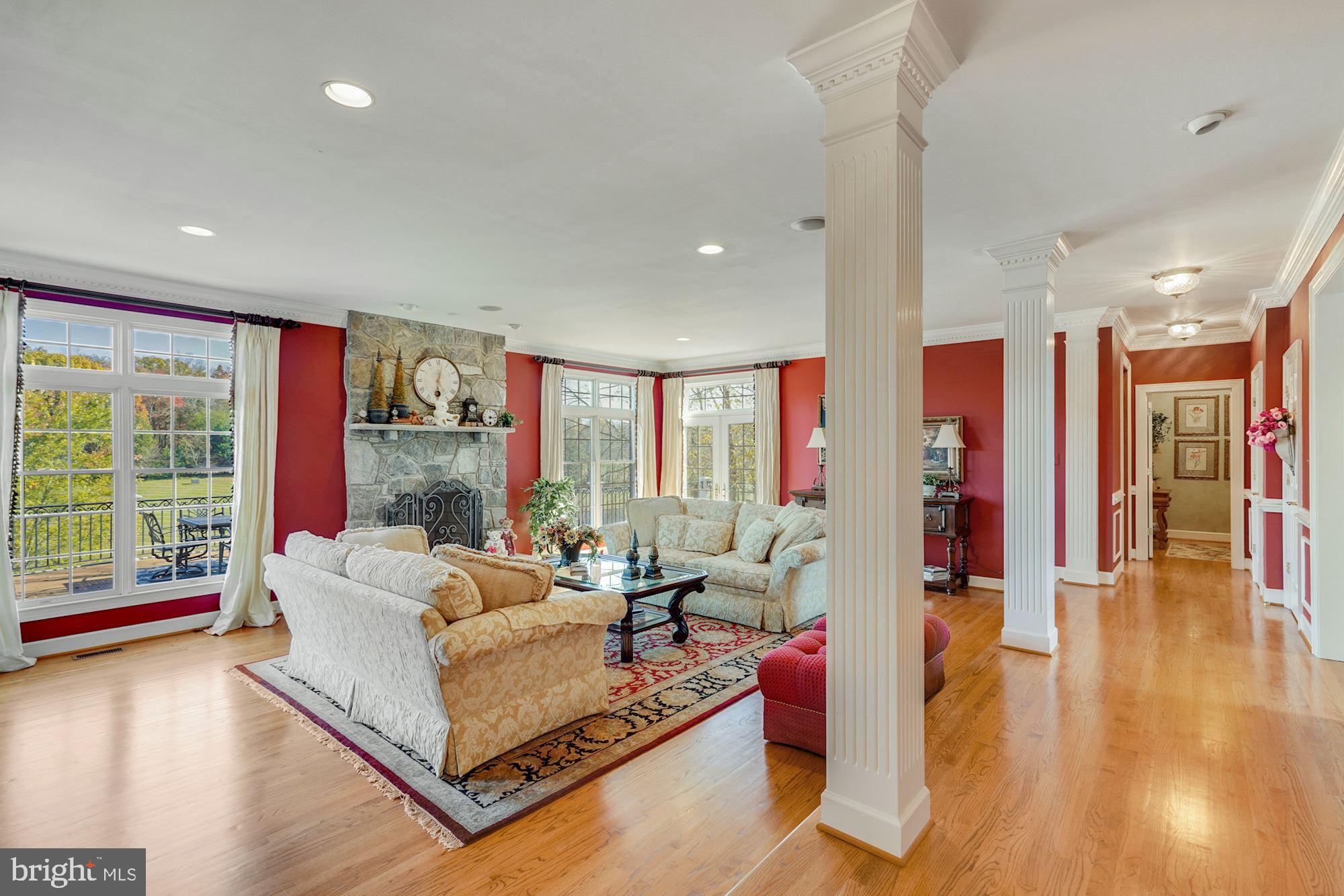 BARCLAY RIDGE - Residential