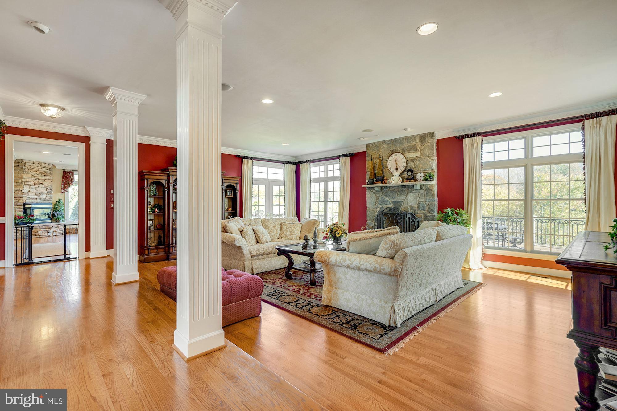 BARCLAY RIDGE - Residential