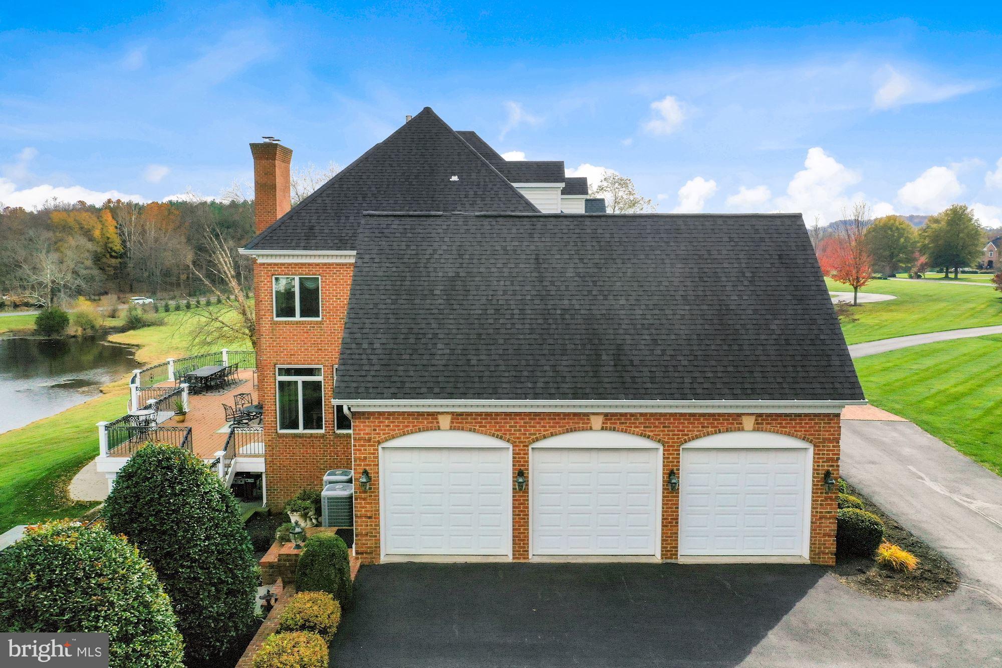 BARCLAY RIDGE - Residential