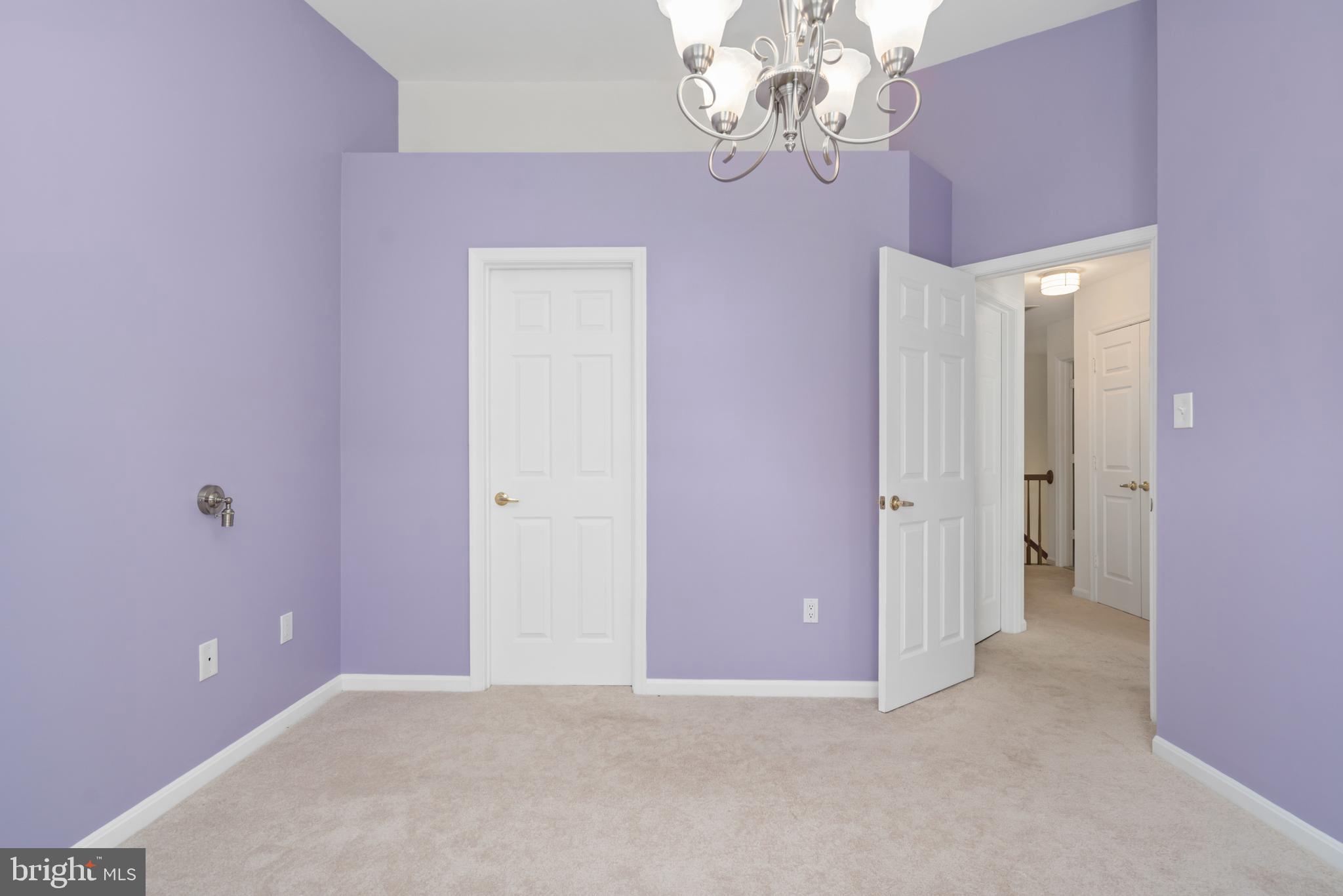 GREY ROCK VILLAS - Residential