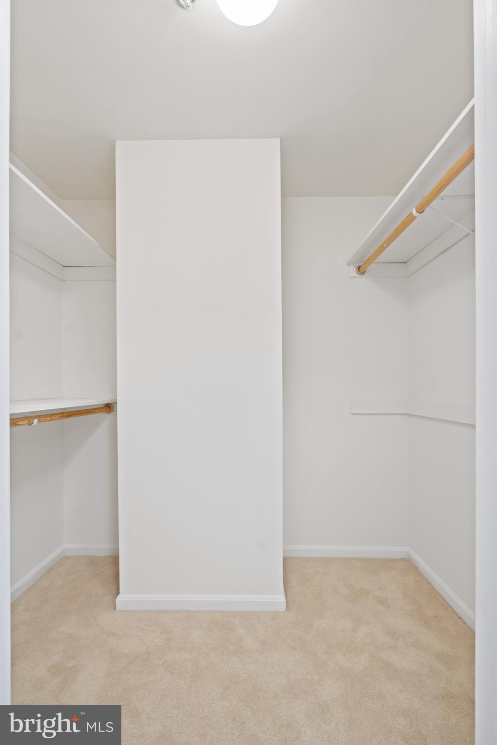 GREY ROCK VILLAS - Residential