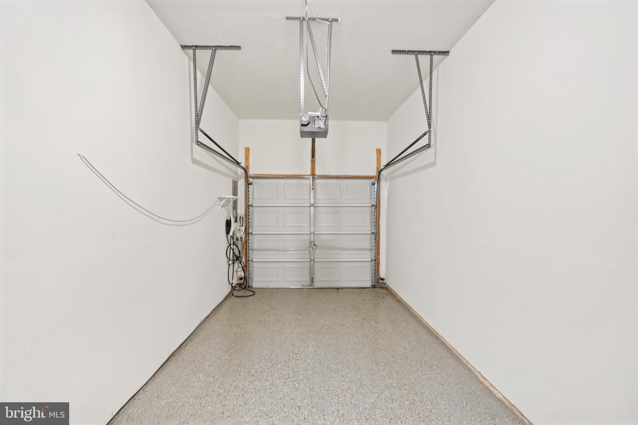 GREY ROCK VILLAS - Residential