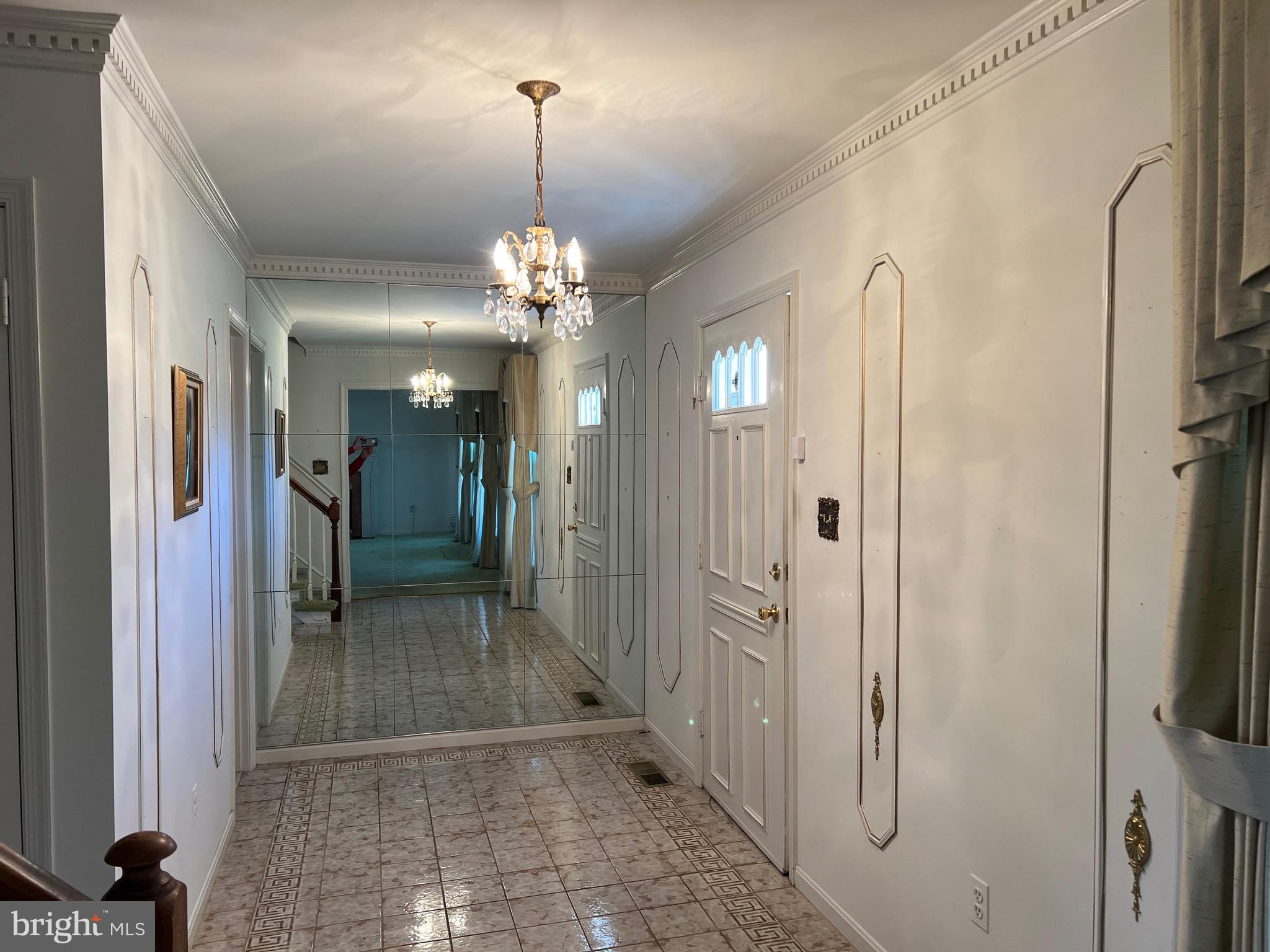 LAYTONSVILLE KNOLLS - Residential