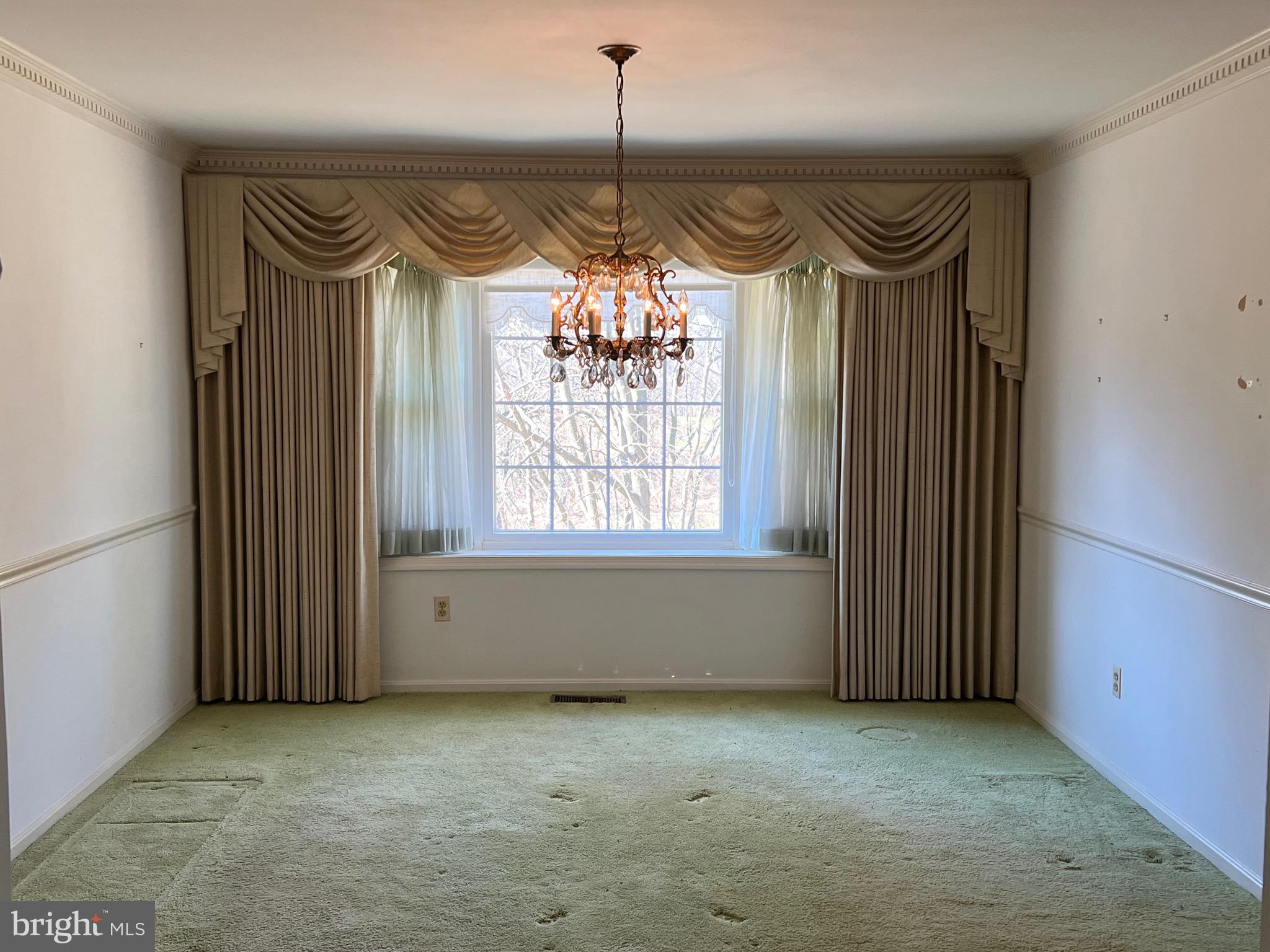 LAYTONSVILLE KNOLLS - Residential