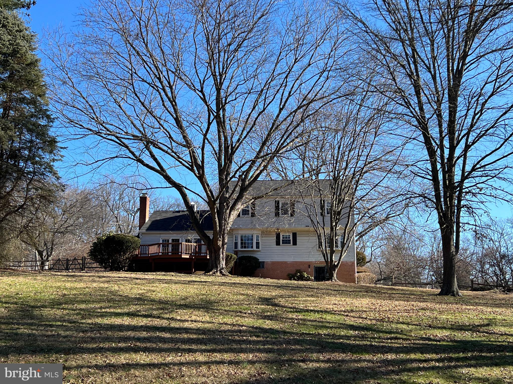 LAYTONSVILLE KNOLLS - Residential