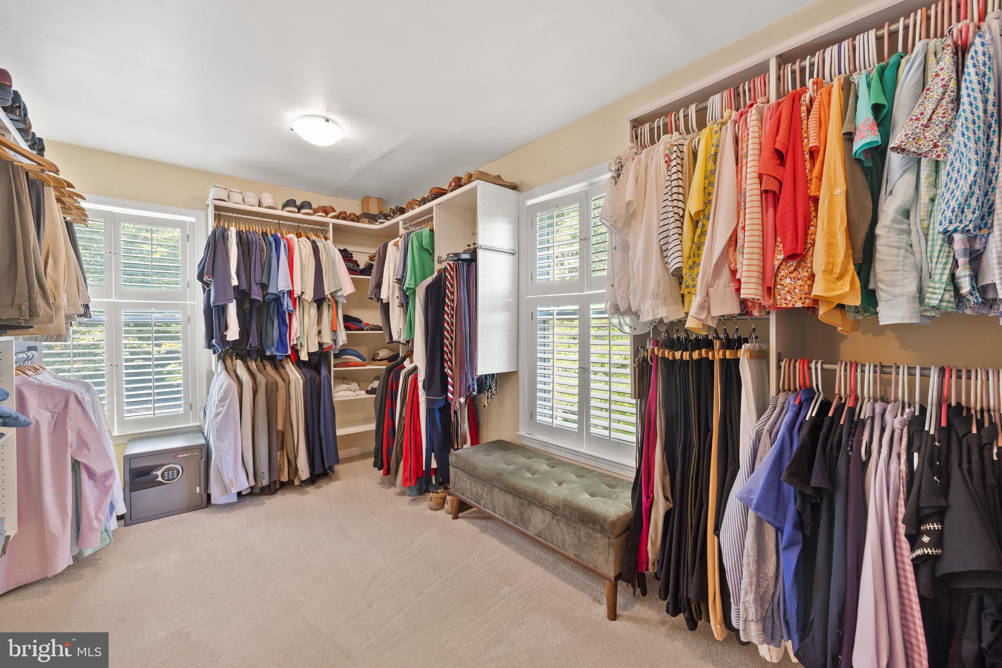 MERRYWOOD MANOR - Residential