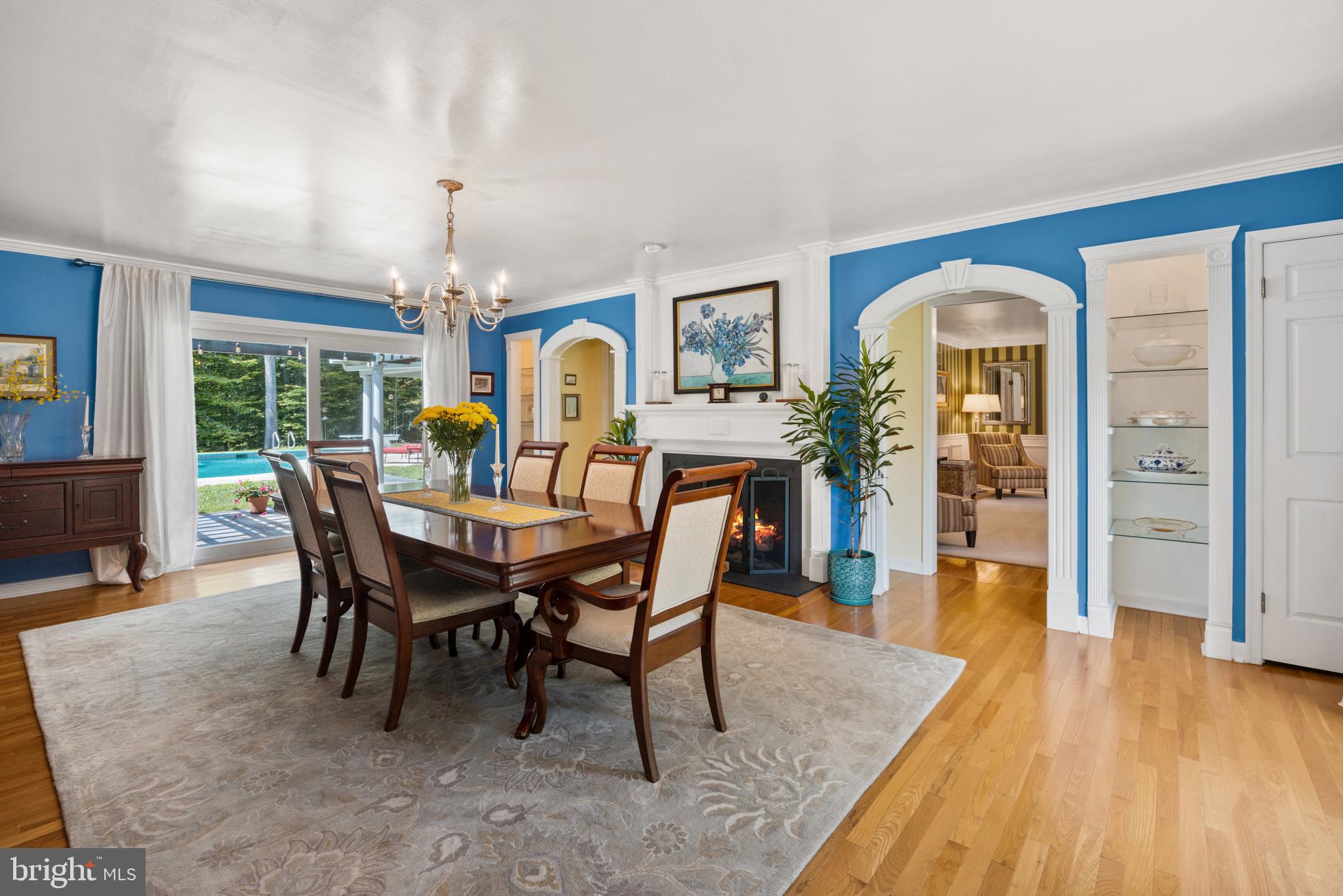 MERRYWOOD MANOR - Residential