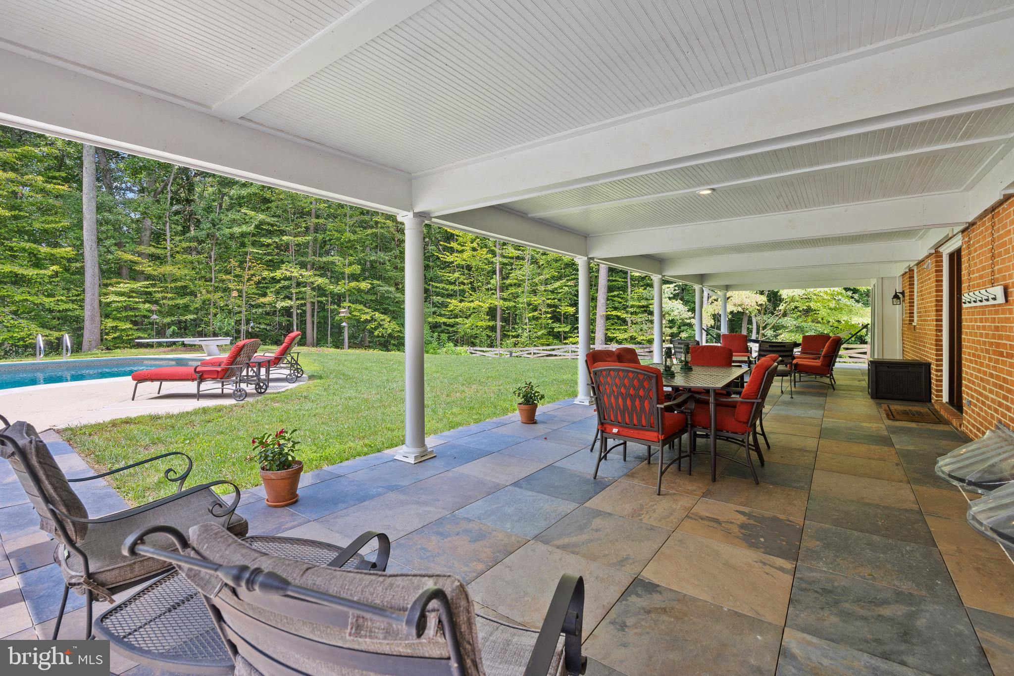 MERRYWOOD MANOR - Residential