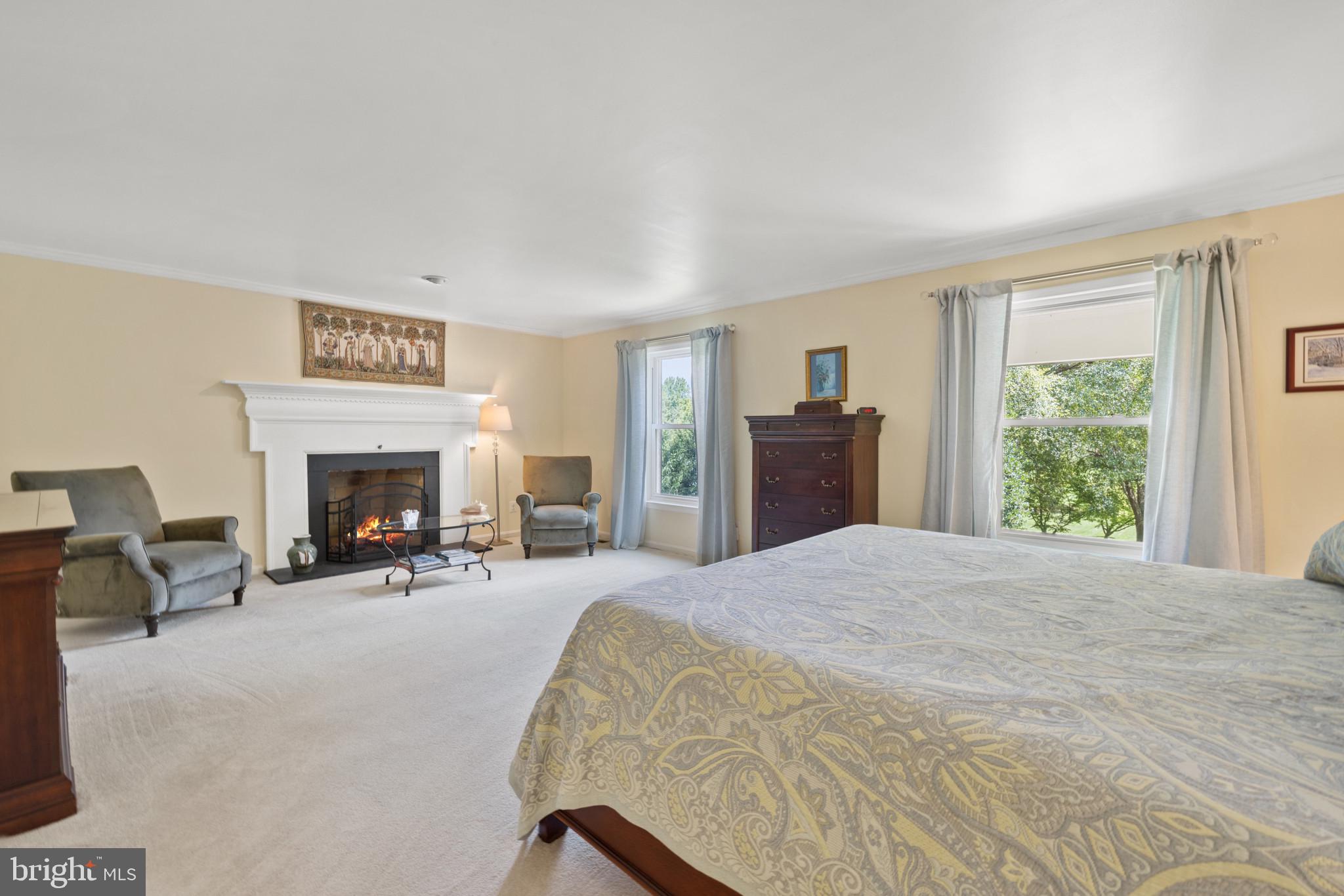 MERRYWOOD MANOR - Residential