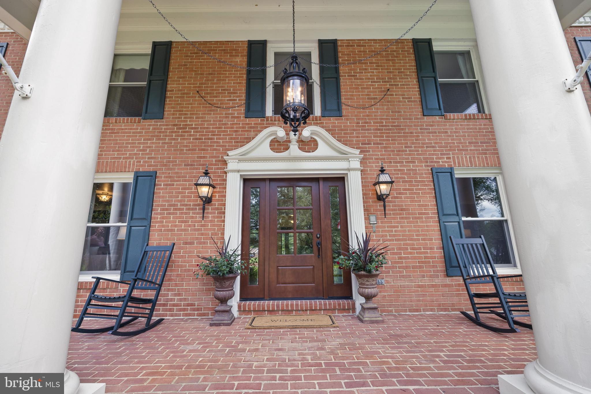 MERRYWOOD MANOR - Residential