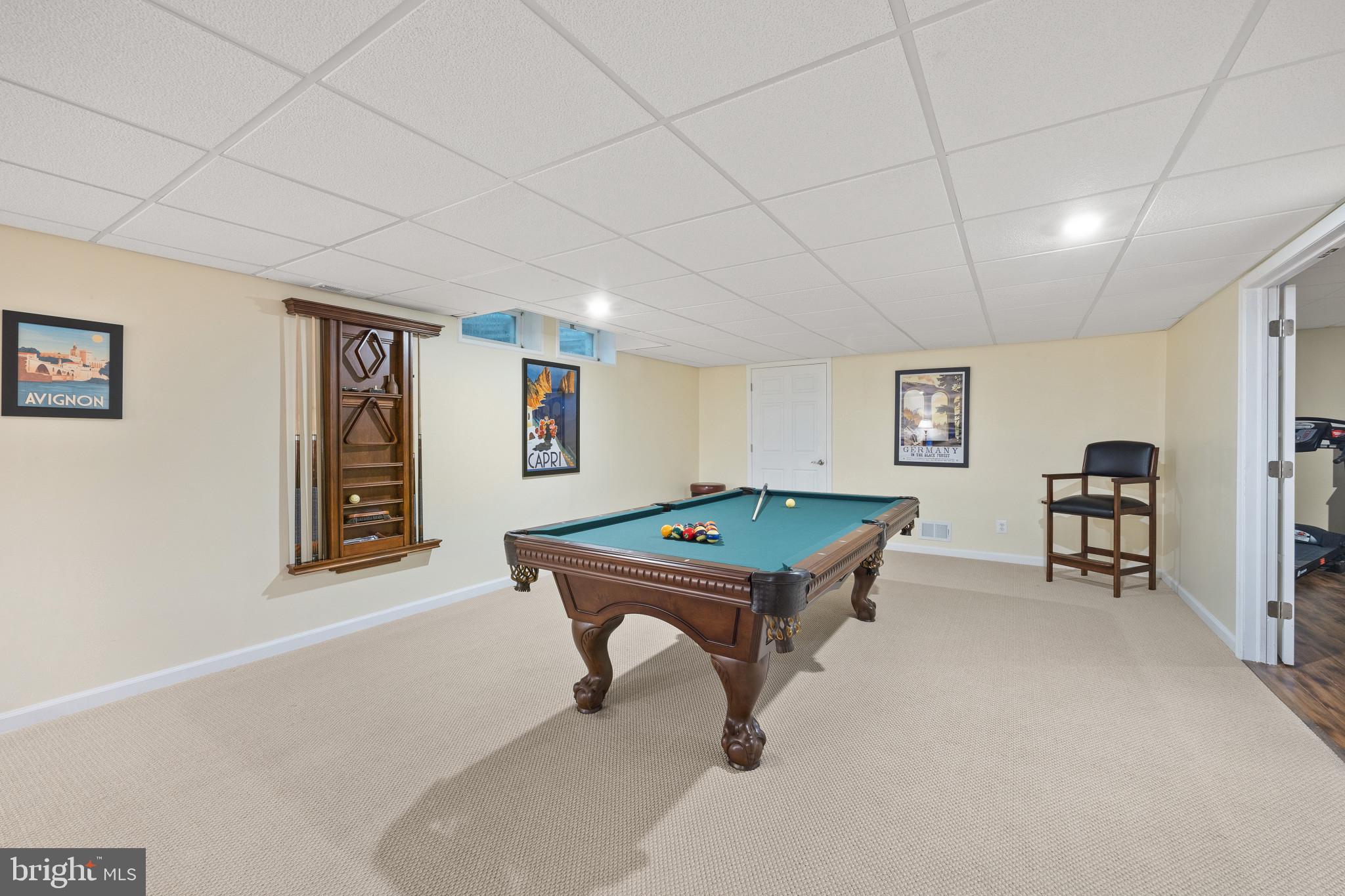 MERRYWOOD MANOR - Residential