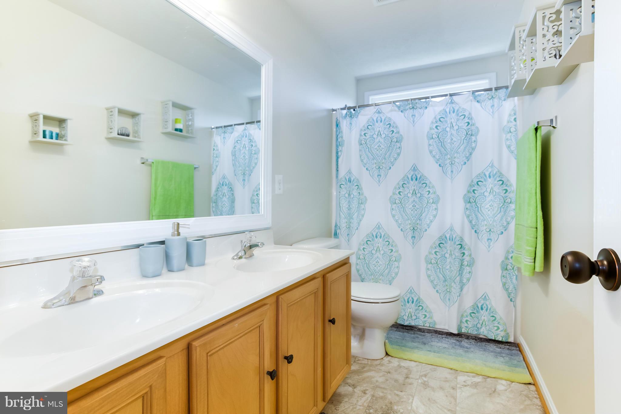 WILDERNESS SHORES - Residential