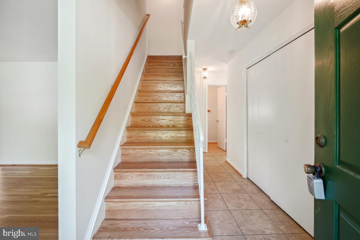 882 DIAMOND DRIVE