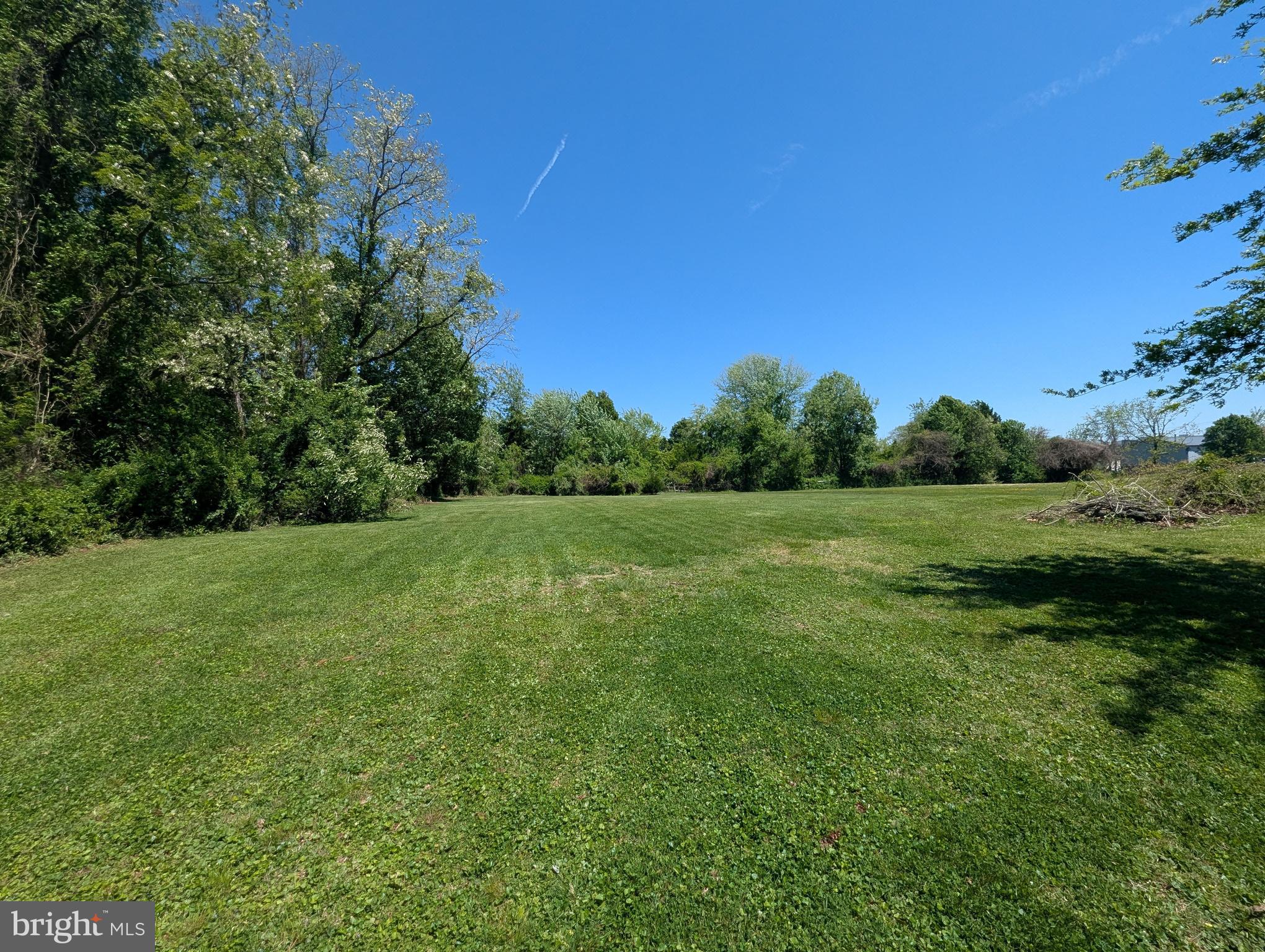 2215 ADY ROAD