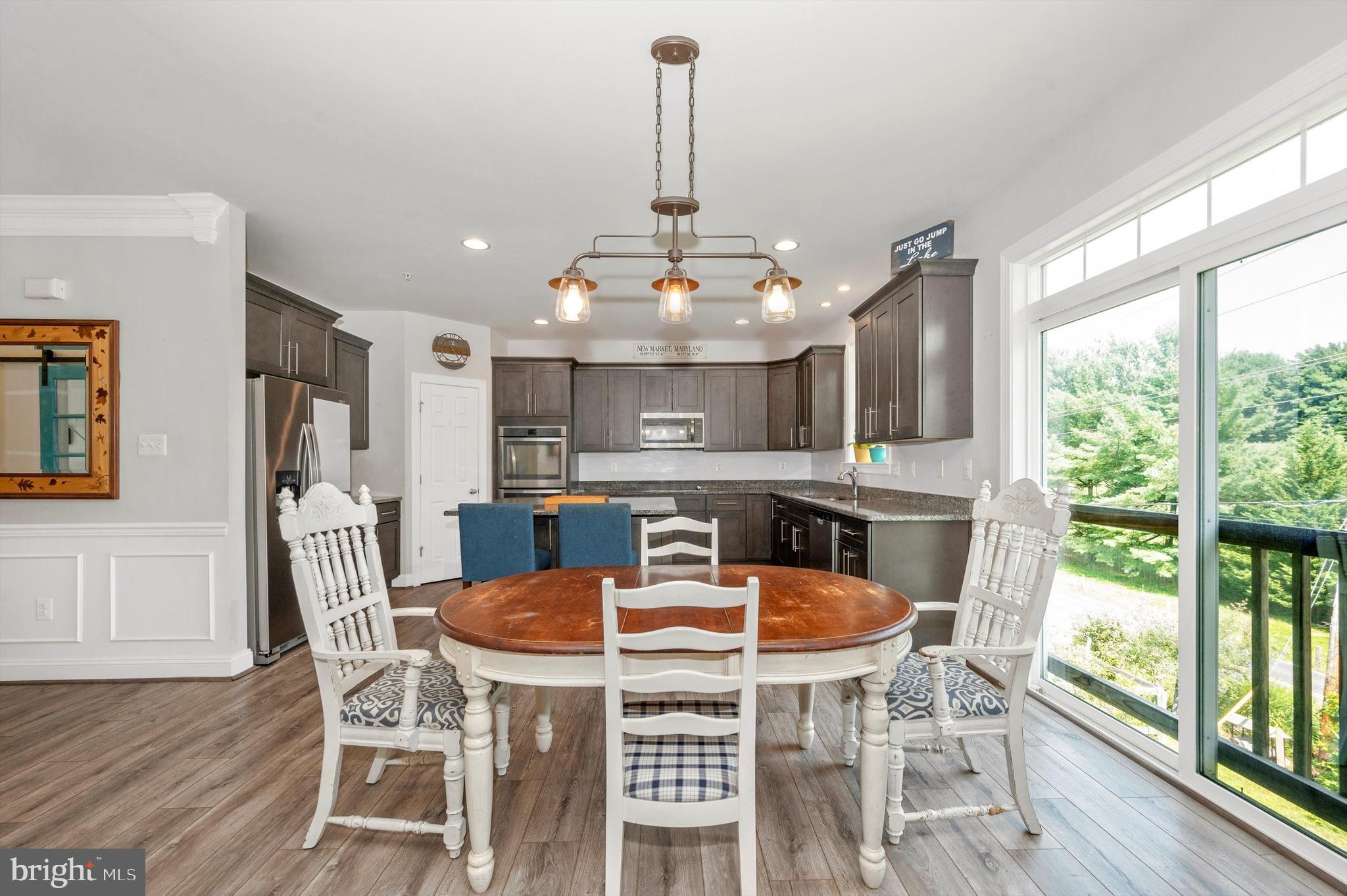 THE MEADOWS - Residential