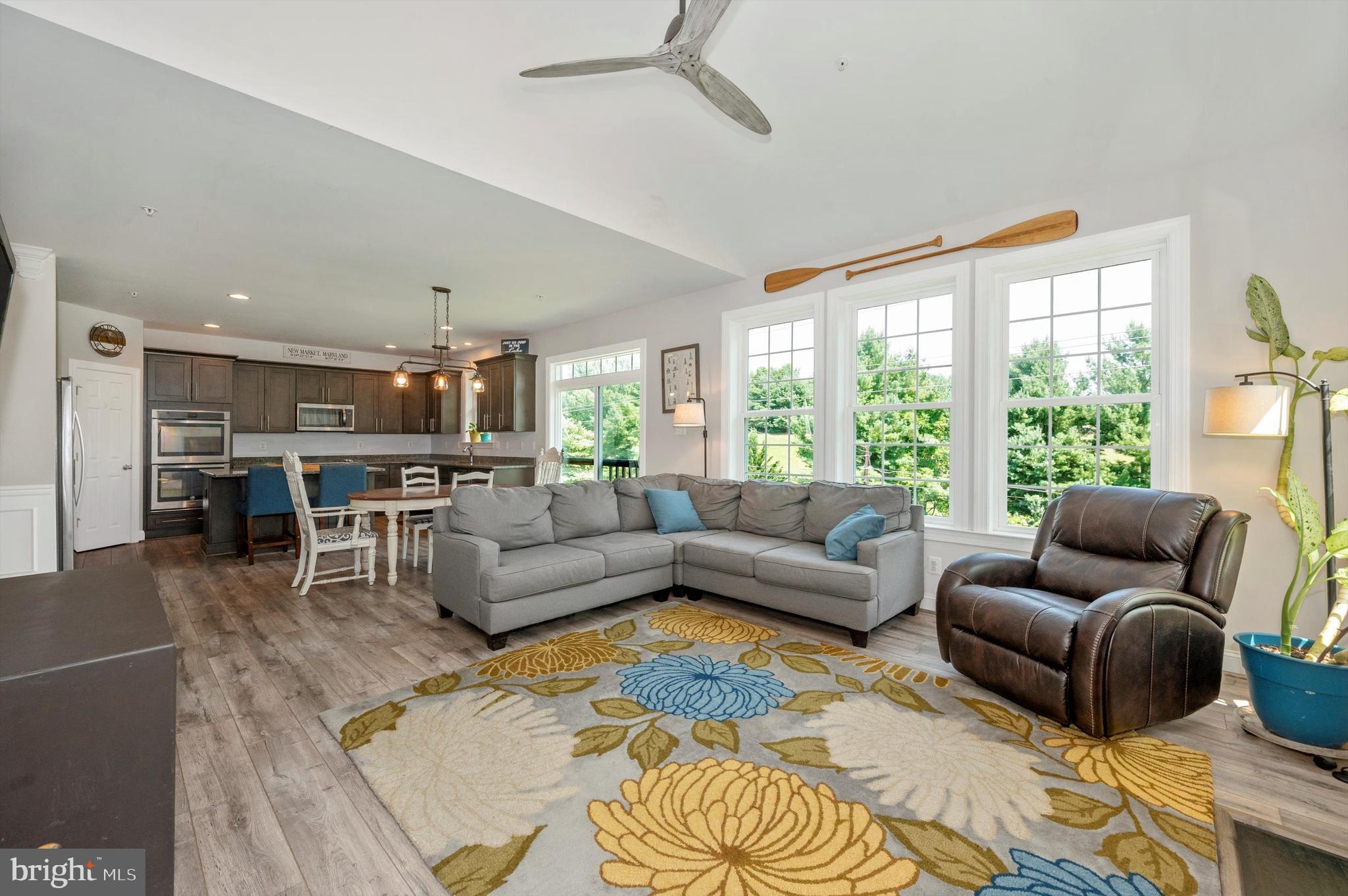 THE MEADOWS - Residential