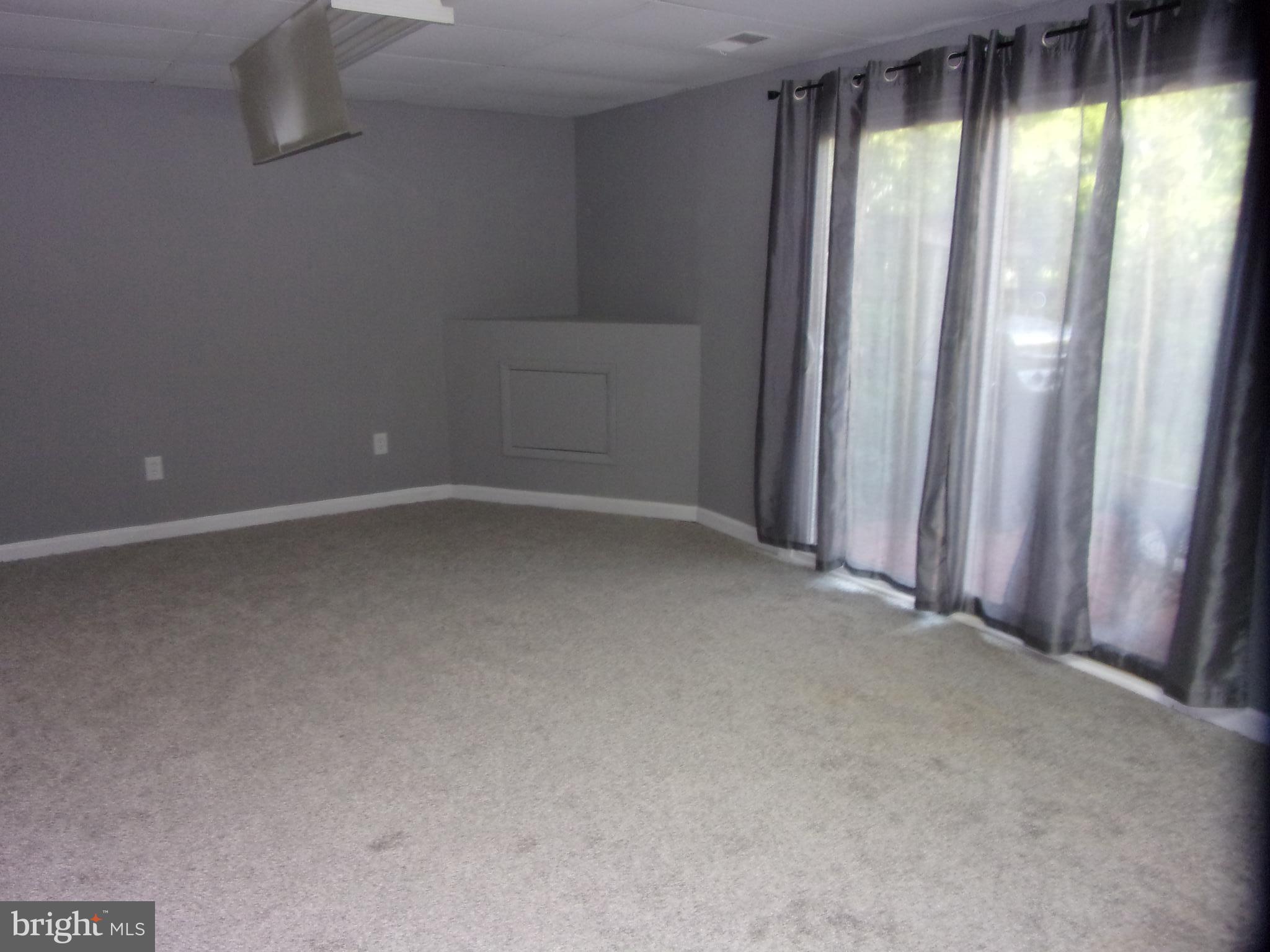 FOREST HILL - Residential Lease