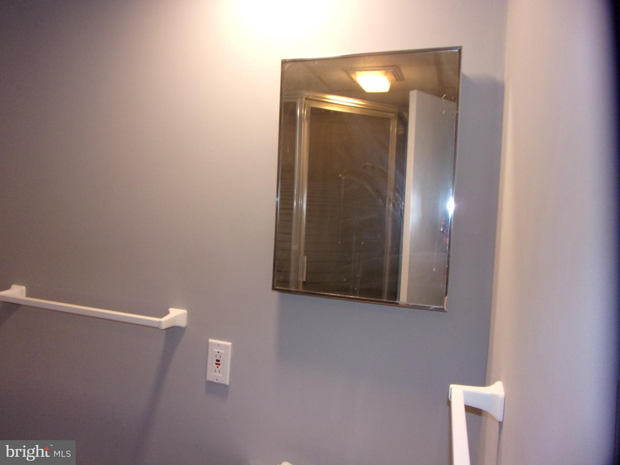 FOREST HILL - Residential Lease