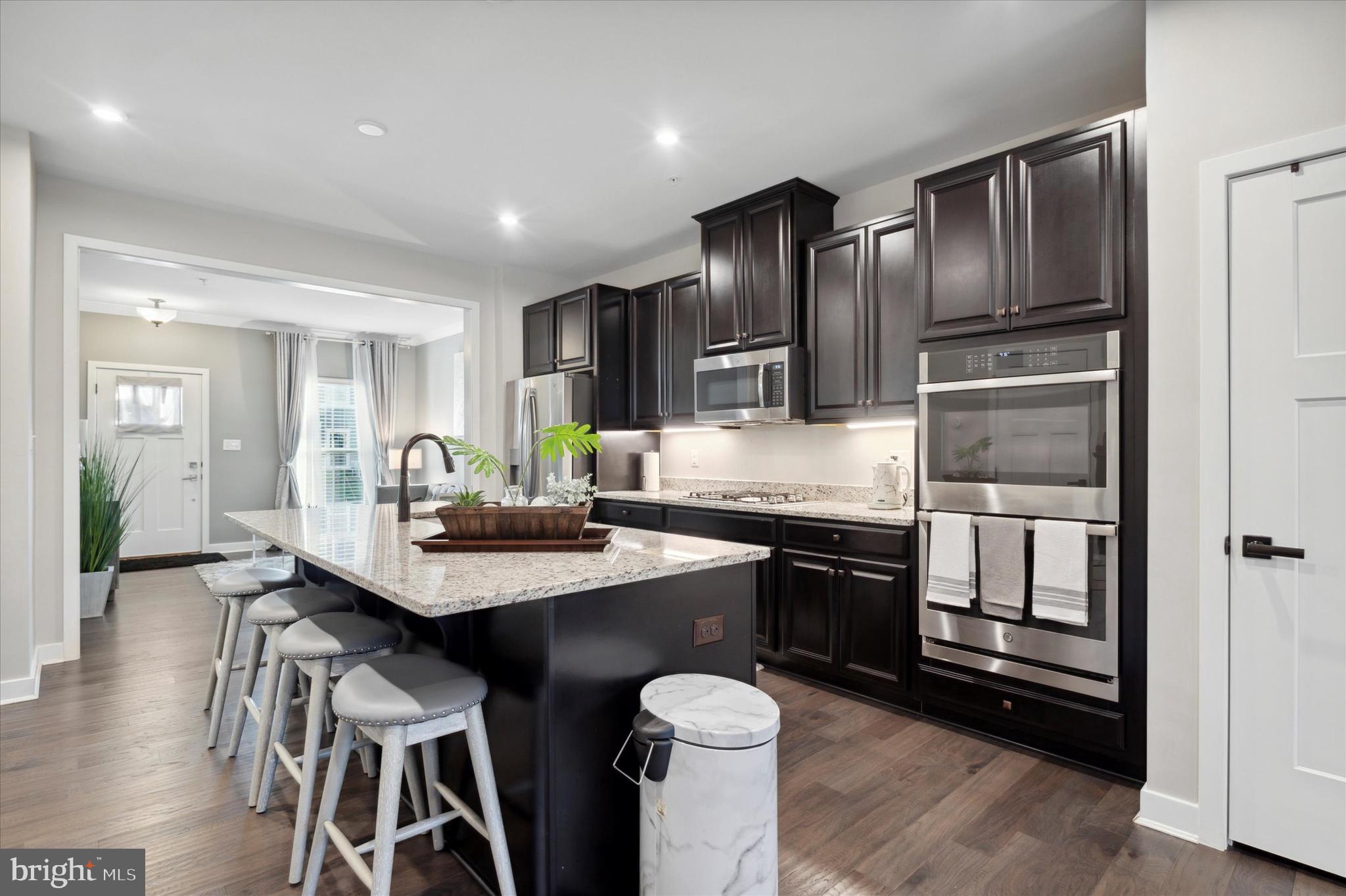 SINCLAIR SPRINGS - Residential