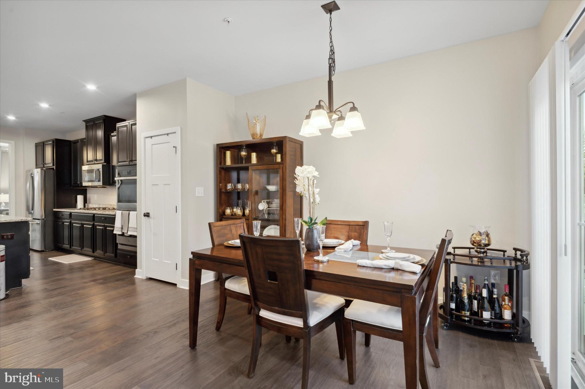 SINCLAIR SPRINGS - Residential