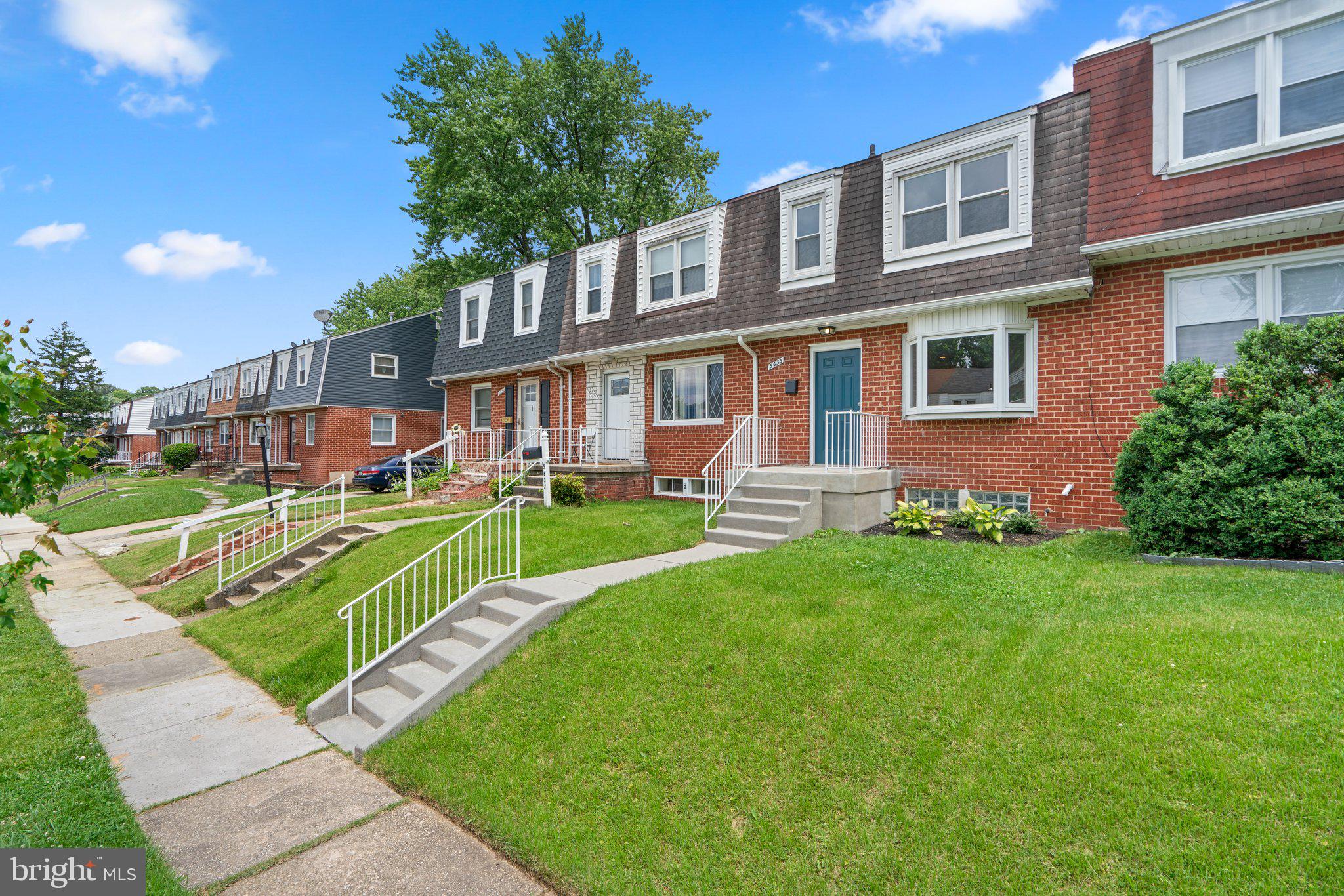 HOLLAND HILL - Residential