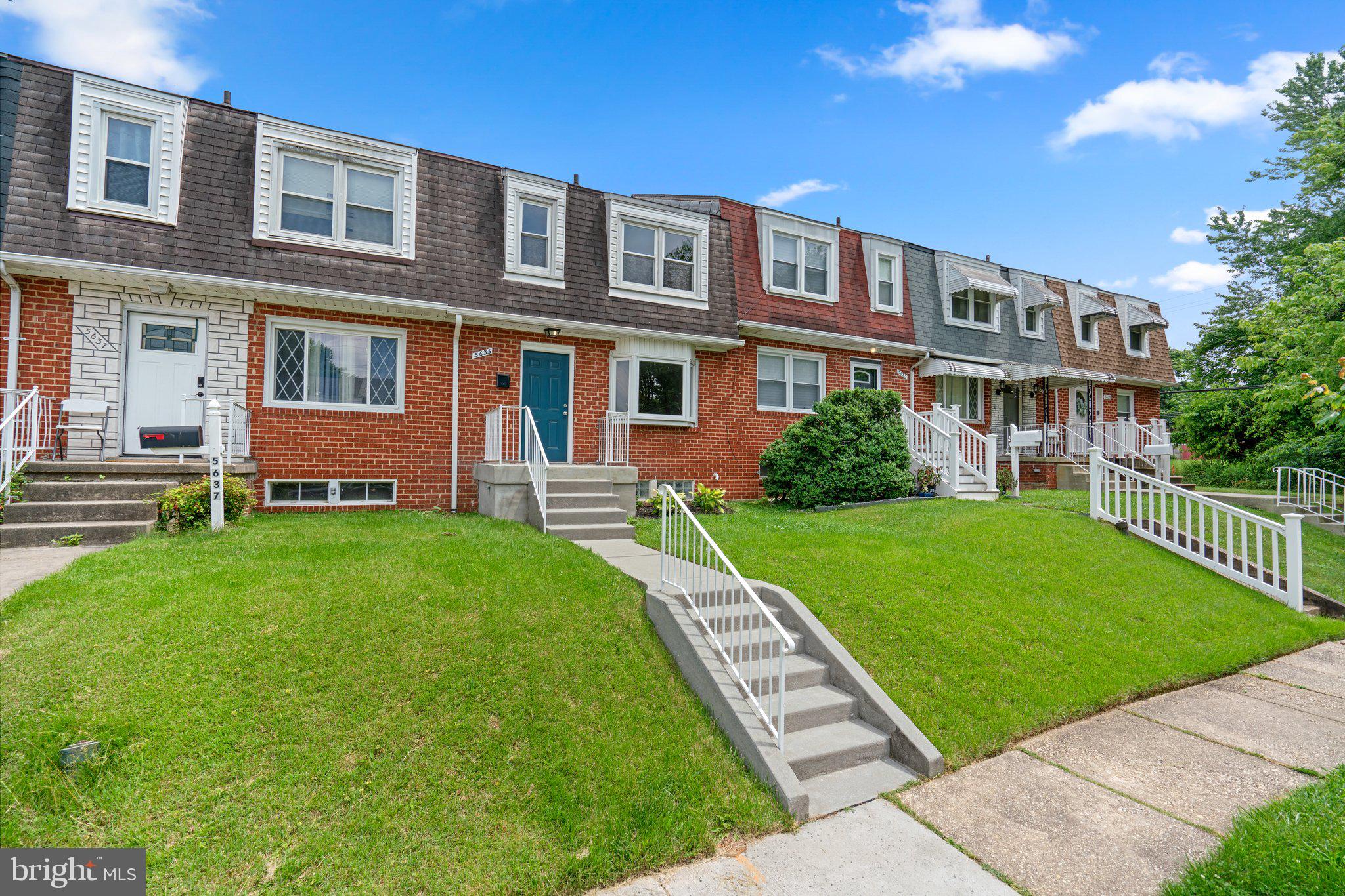 HOLLAND HILL - Residential