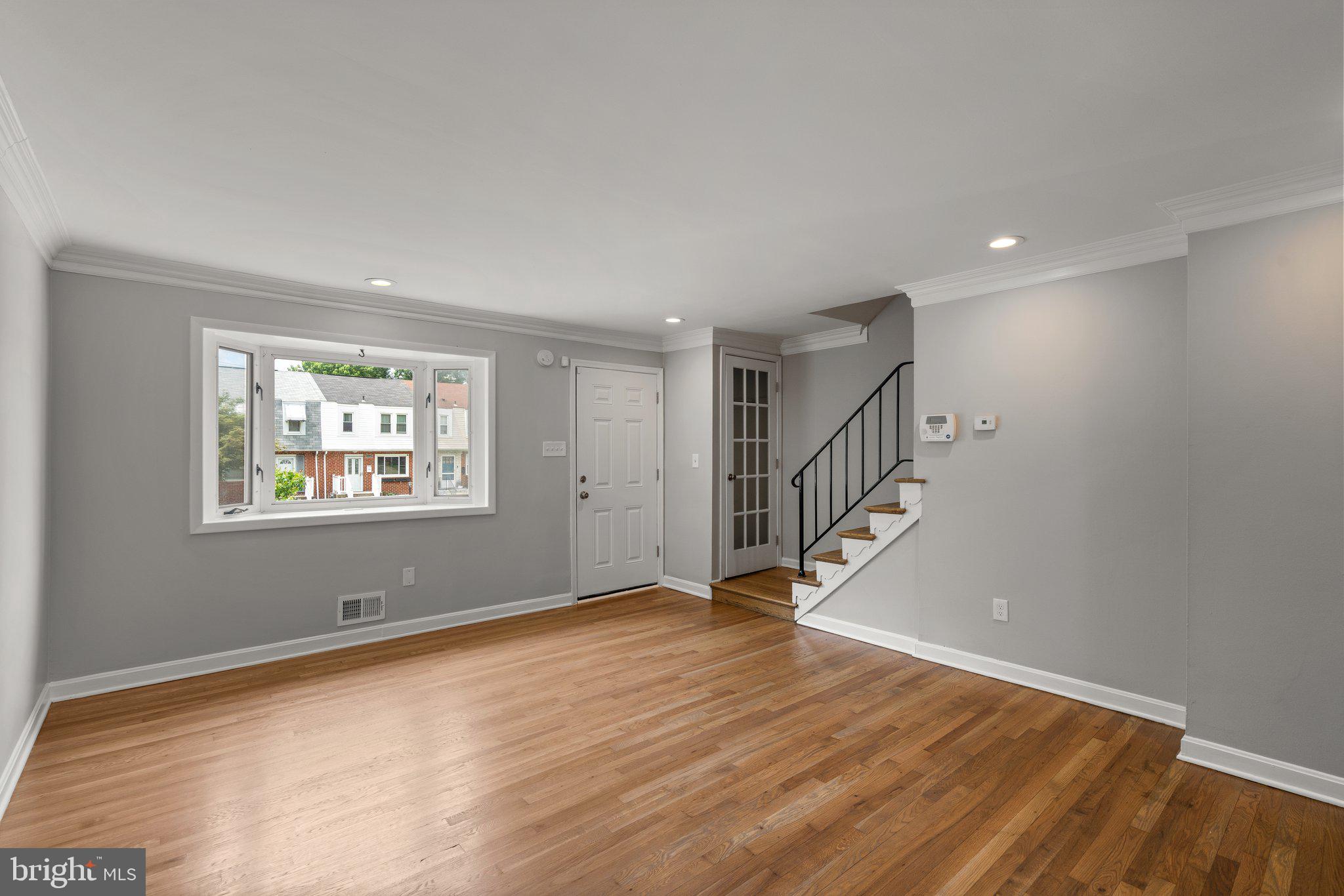 HOLLAND HILL - Residential