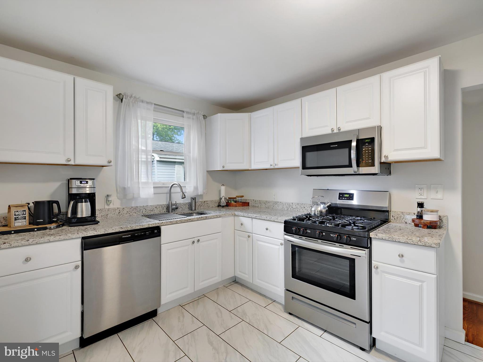 ROCK CREEK ESTATES - Residential