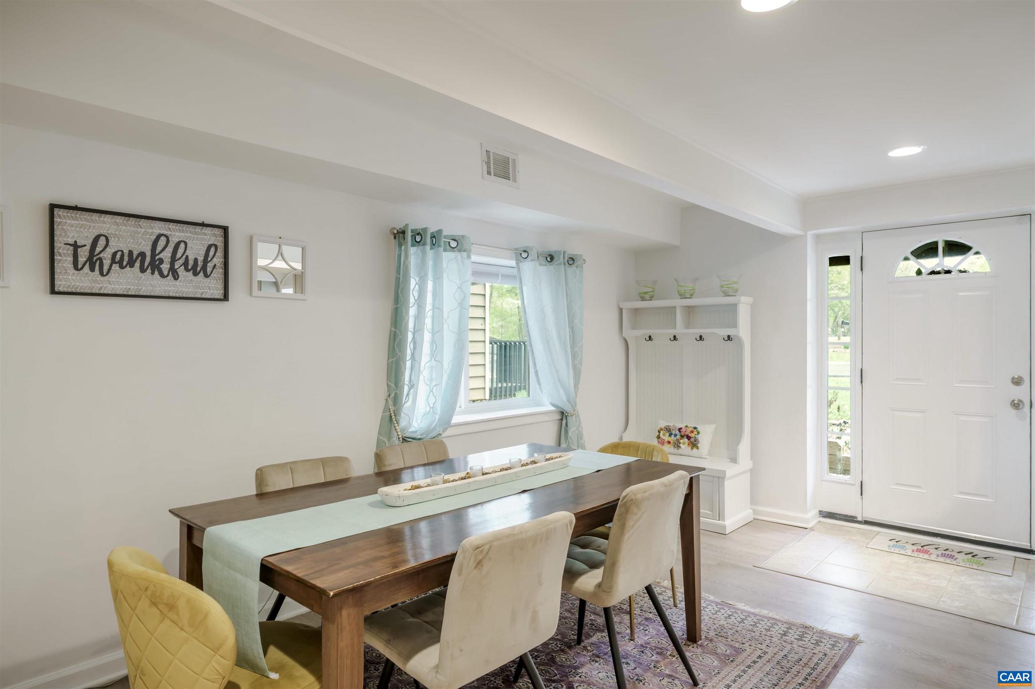 LAKE MONTICELLO - Residential