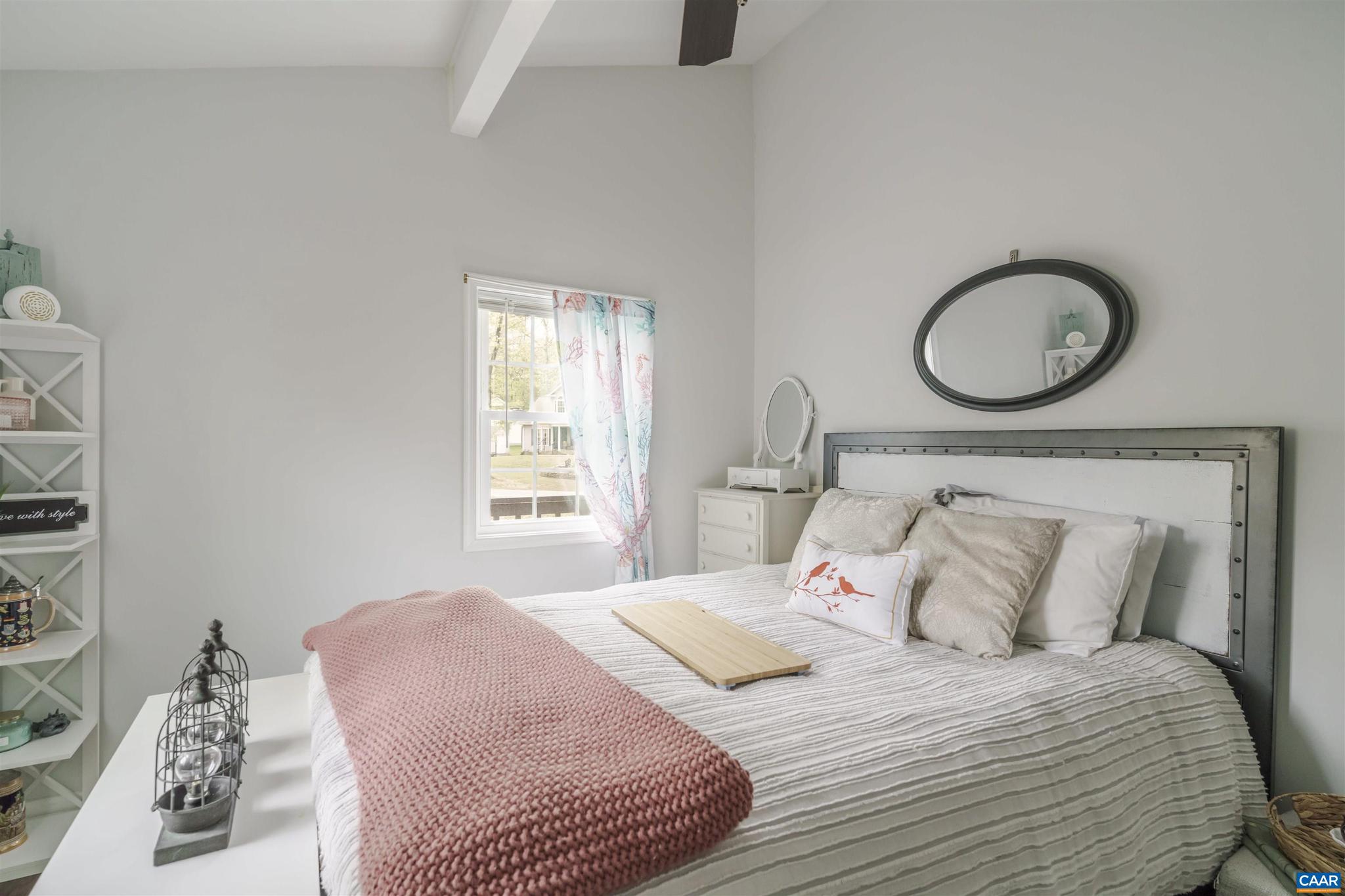 LAKE MONTICELLO - Residential