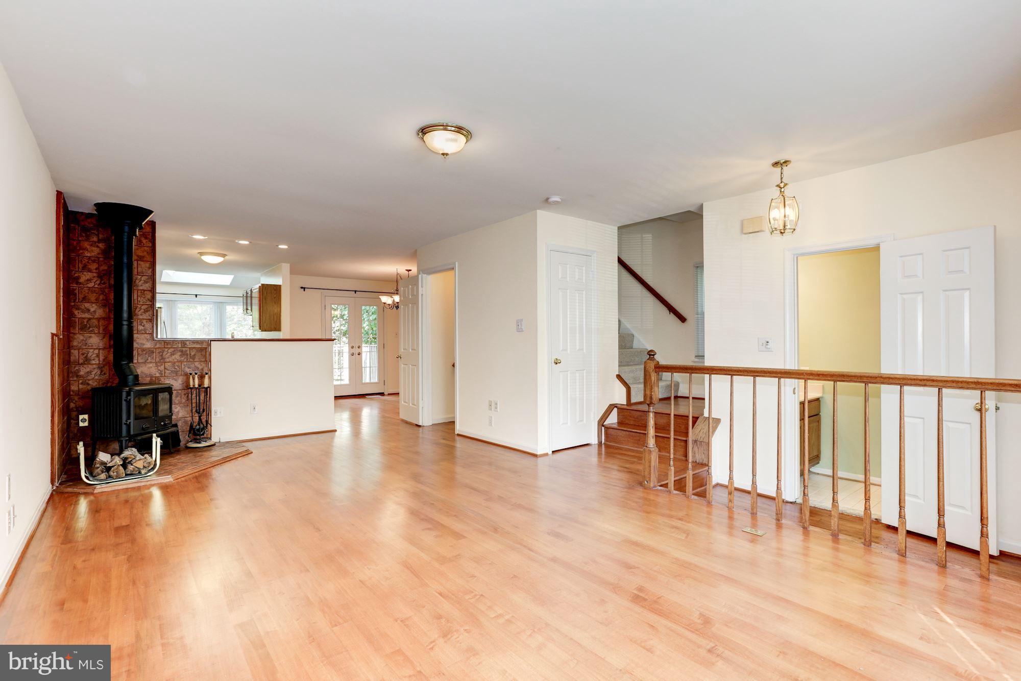 GUNNERS LAKE VILLAGE - Residential