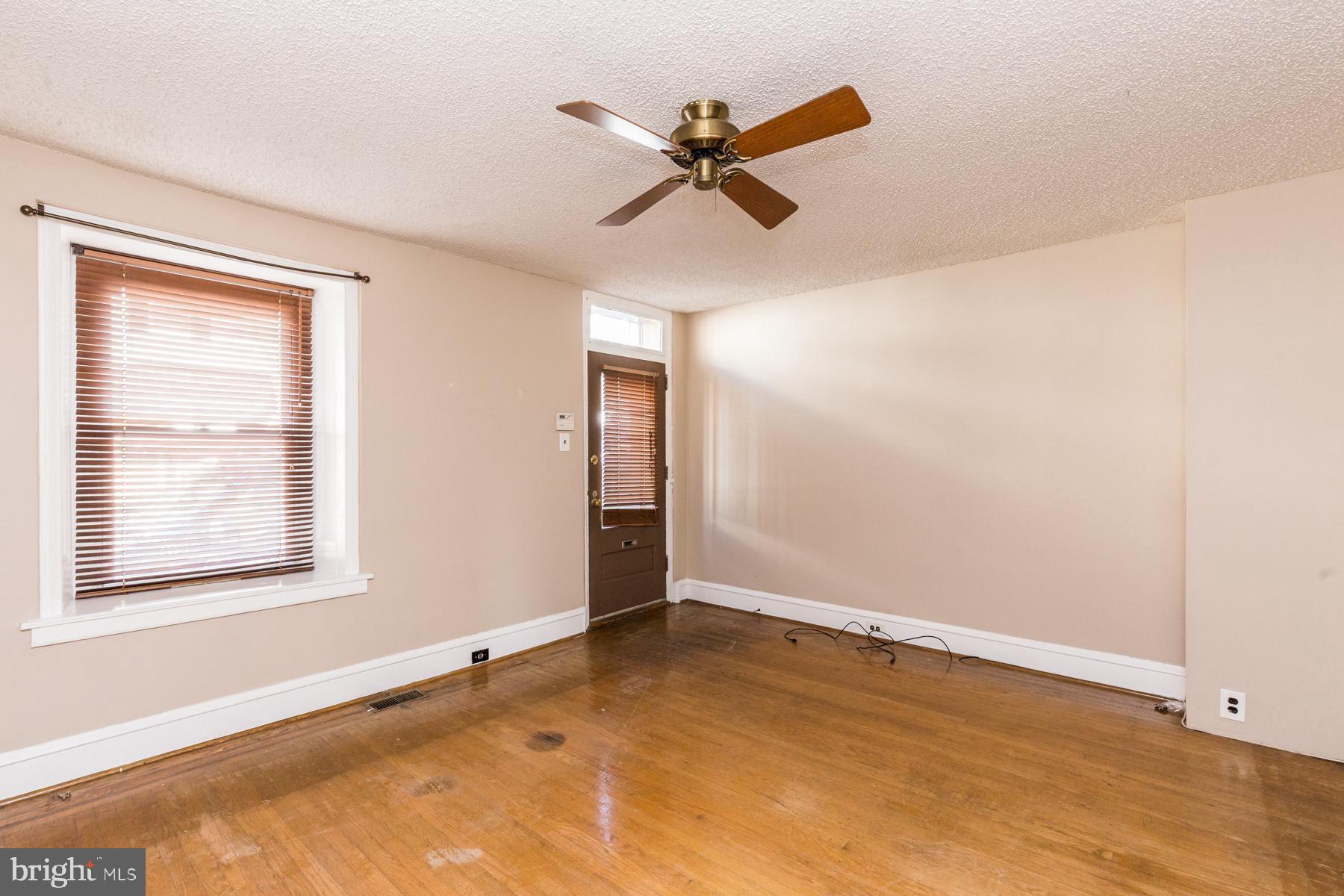 MANAYUNK - Residential Lease
