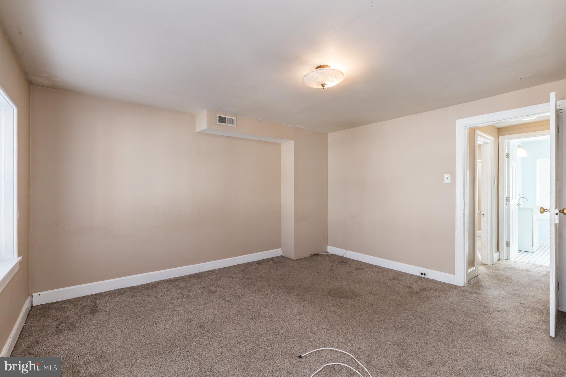 MANAYUNK - Residential Lease