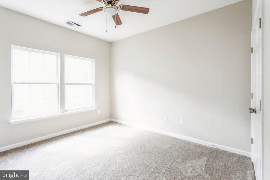 RUSSETT - Residential