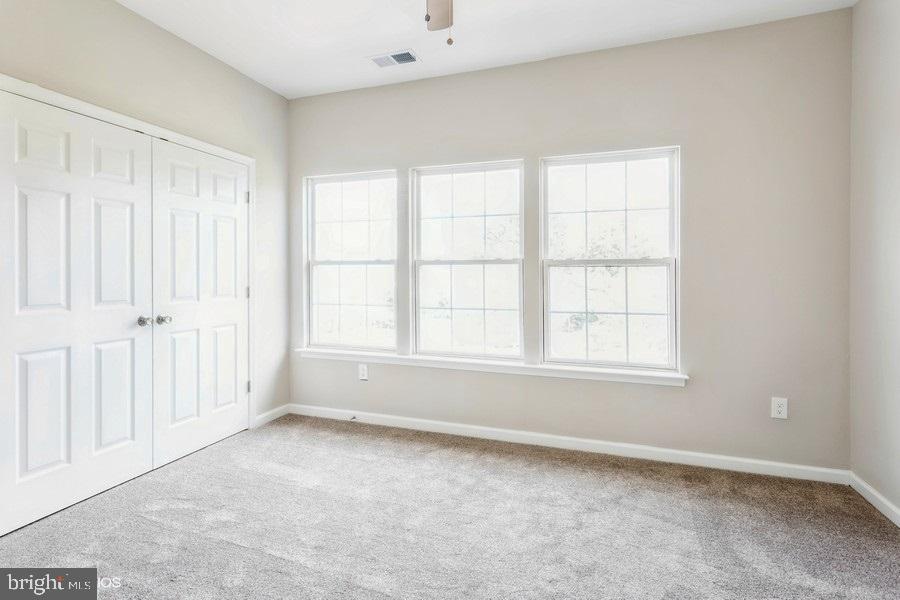 RUSSETT - Residential