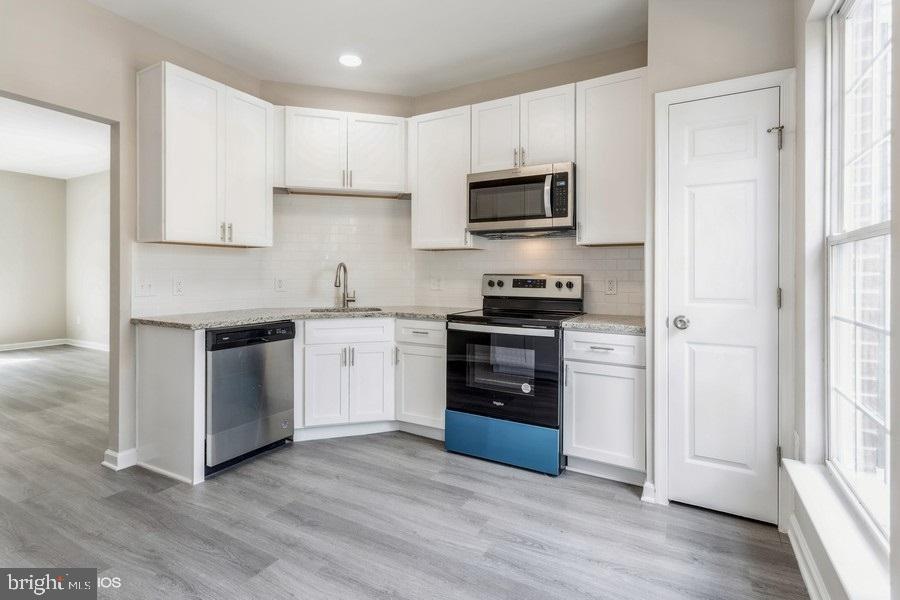 RUSSETT - Residential