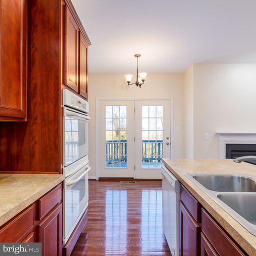 WOODSTOCK COMMONS - Residential